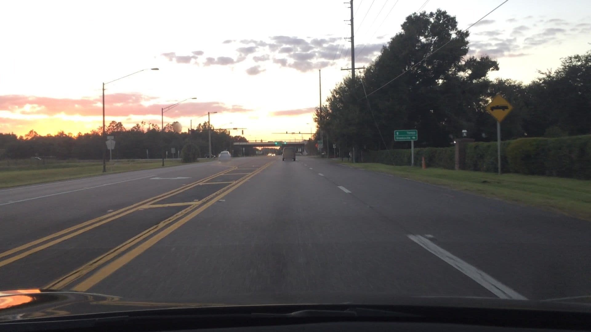 Street view near Sir Shag-a-Lot Inn, Greater Northdale — © lvl5 (CC BY-SA · Mapillary)