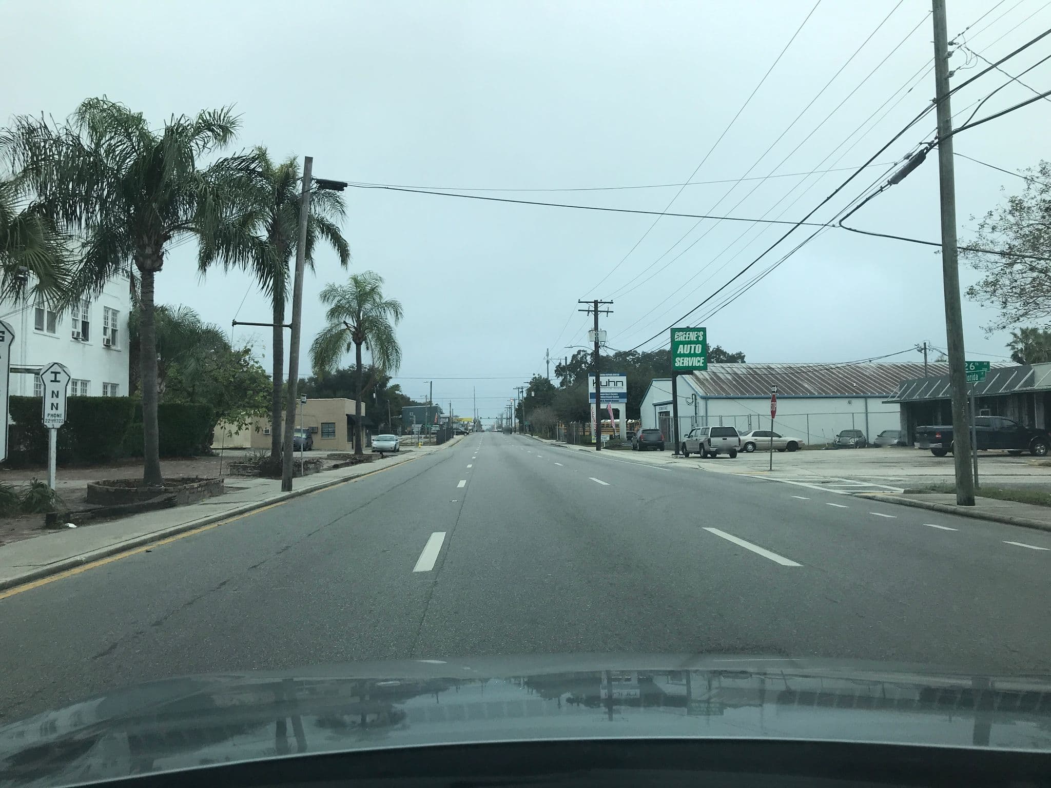 Street view near Good Samaritan Inn, Tampa — © jr718 (CC BY-SA · Mapillary)
