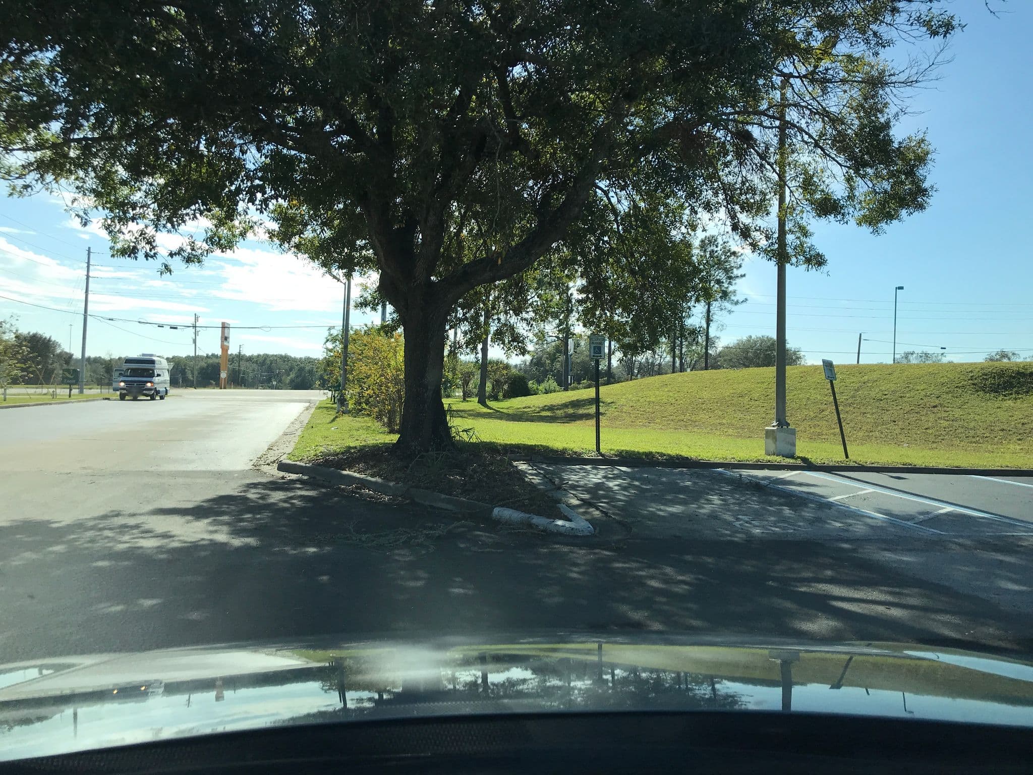 Street view near Choice Hotels, Hill 'n Dale — © jr718 (CC BY-SA · Mapillary)