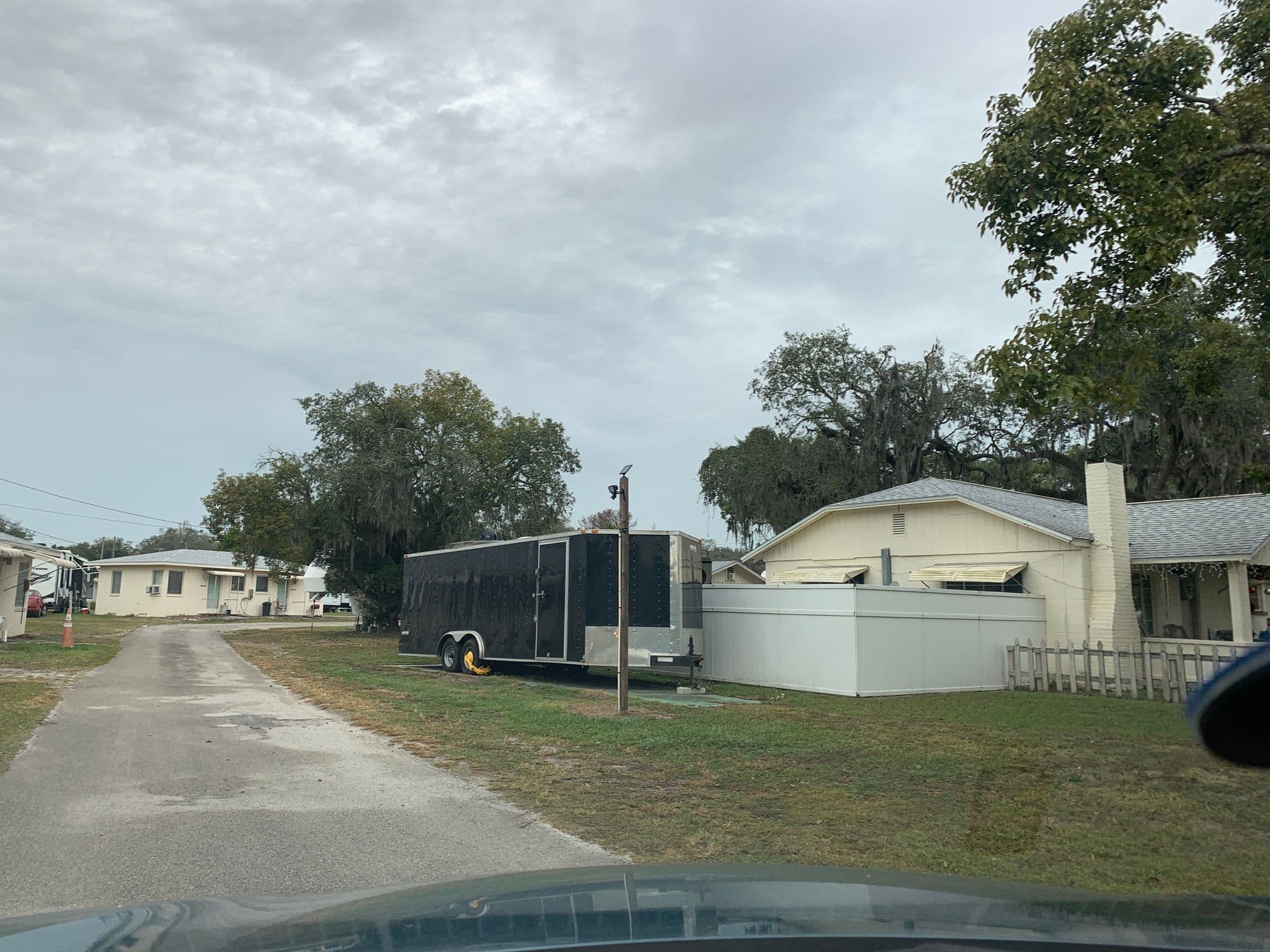 Street view near Clyde's Cottages, Zephyrhills South — © samsamples (CC BY-SA · Mapillary)
