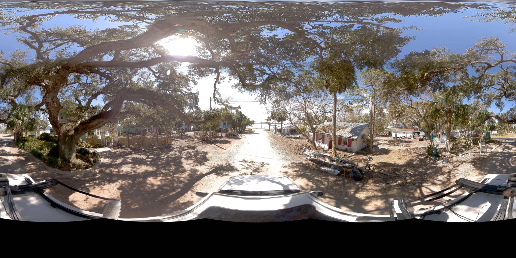 Street view near Faraway Inn, Inglis — © Sitetour (CC BY-SA · Mapillary)