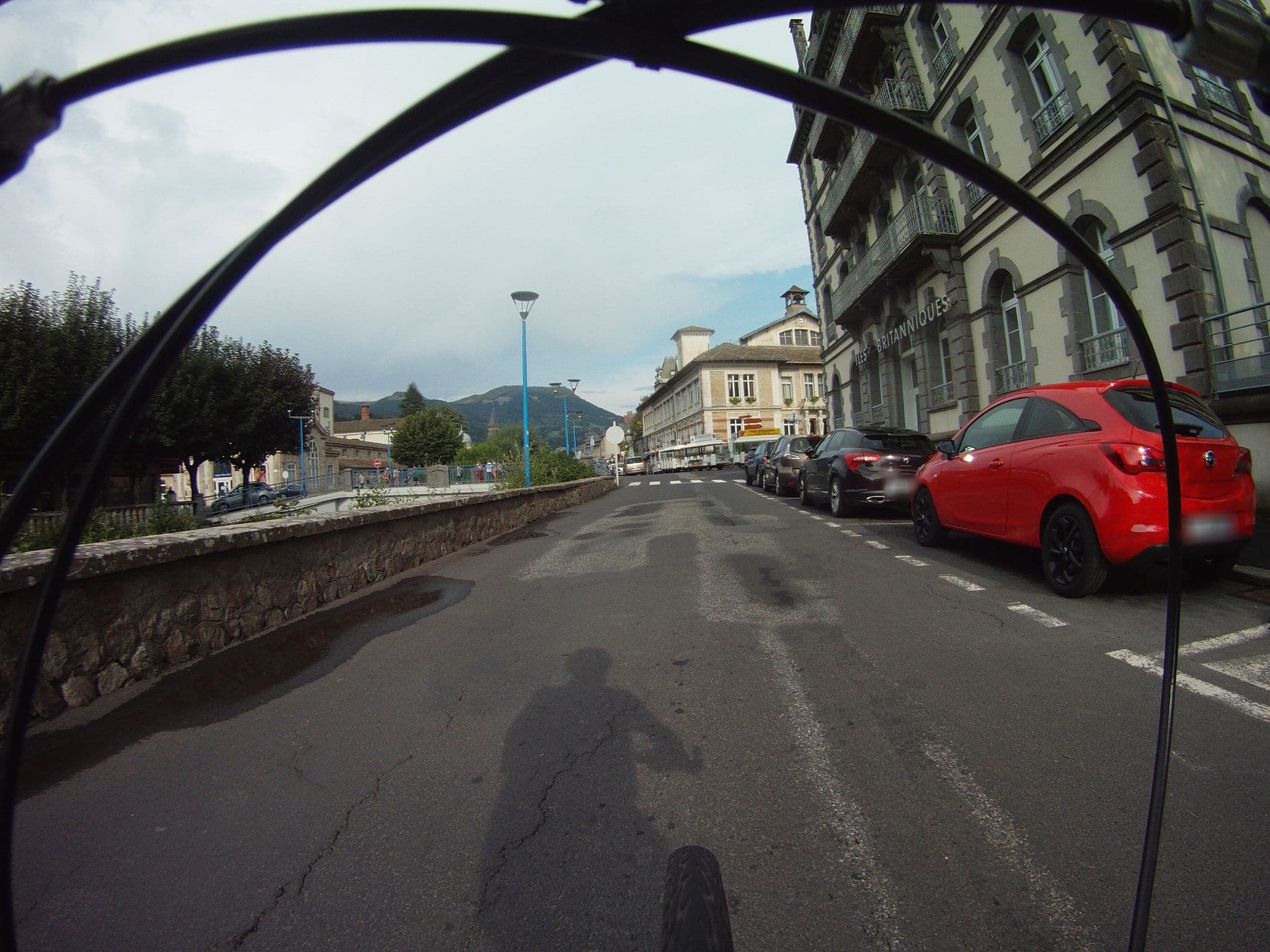 Street view near Les Îles britanniques, La Bourboule — © nicolasdumoulin (CC BY-SA · Mapillary)