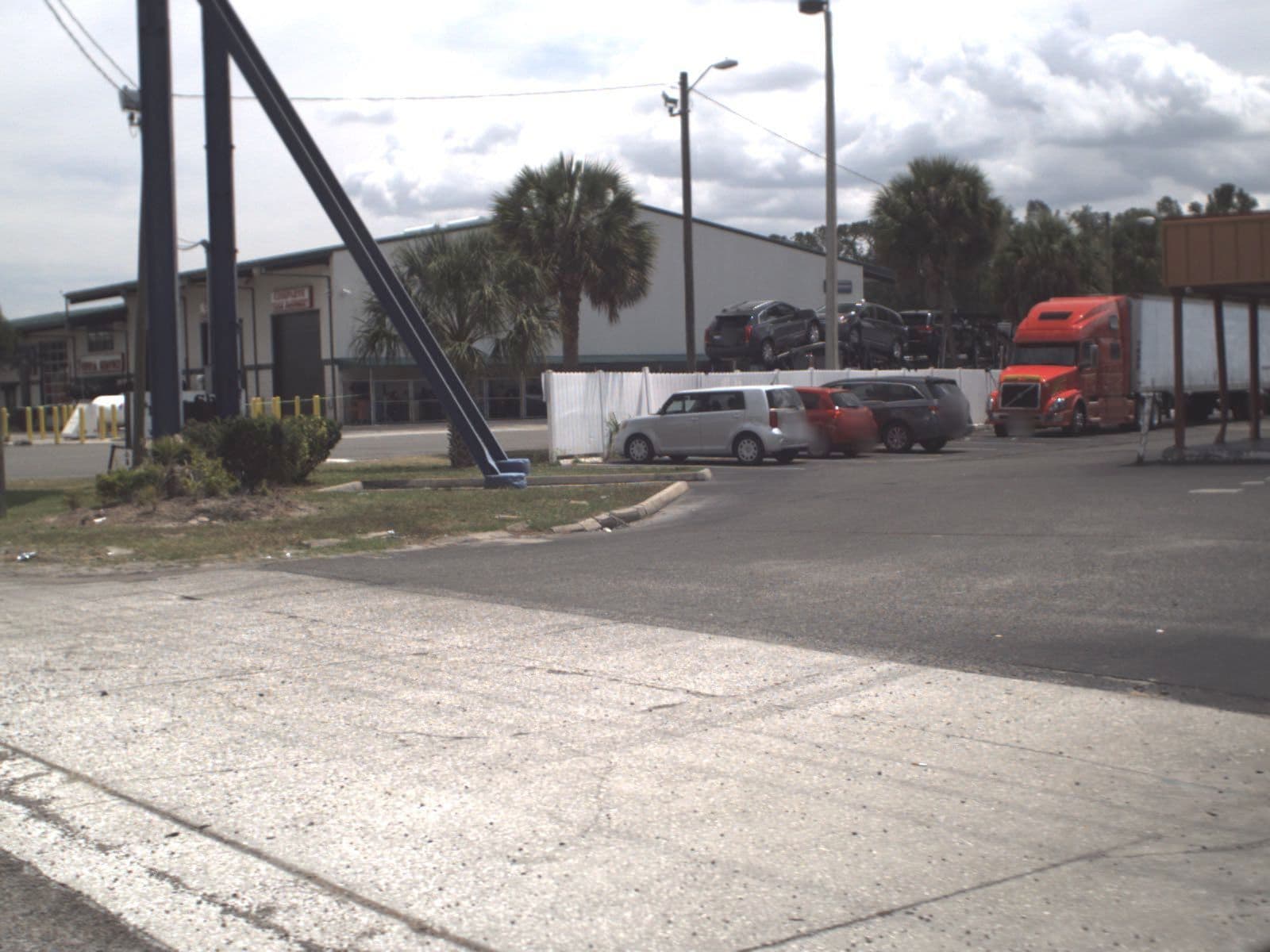 Street view near Budget Suites, Lake Panasoffkee — © fdot_vl (CC BY-SA · Mapillary)