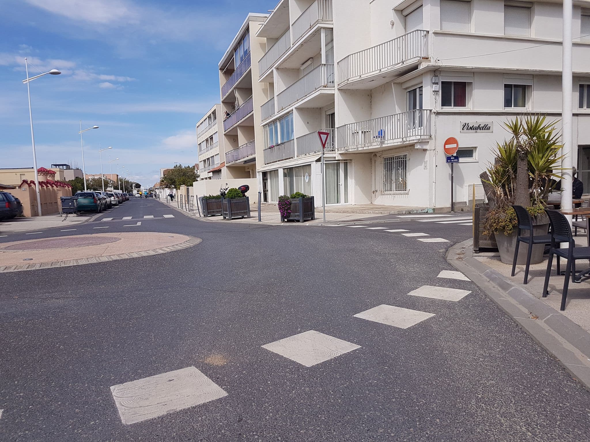 Street view near Le Gédéon, Pérols — © changchun1 (CC BY-SA · Mapillary)