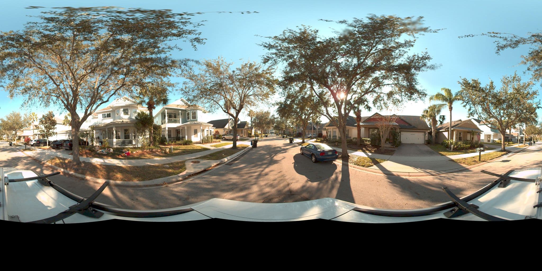 Street view near Brennan's at Thornhill, Bay Hill — © rking (CC BY-SA · Mapillary)