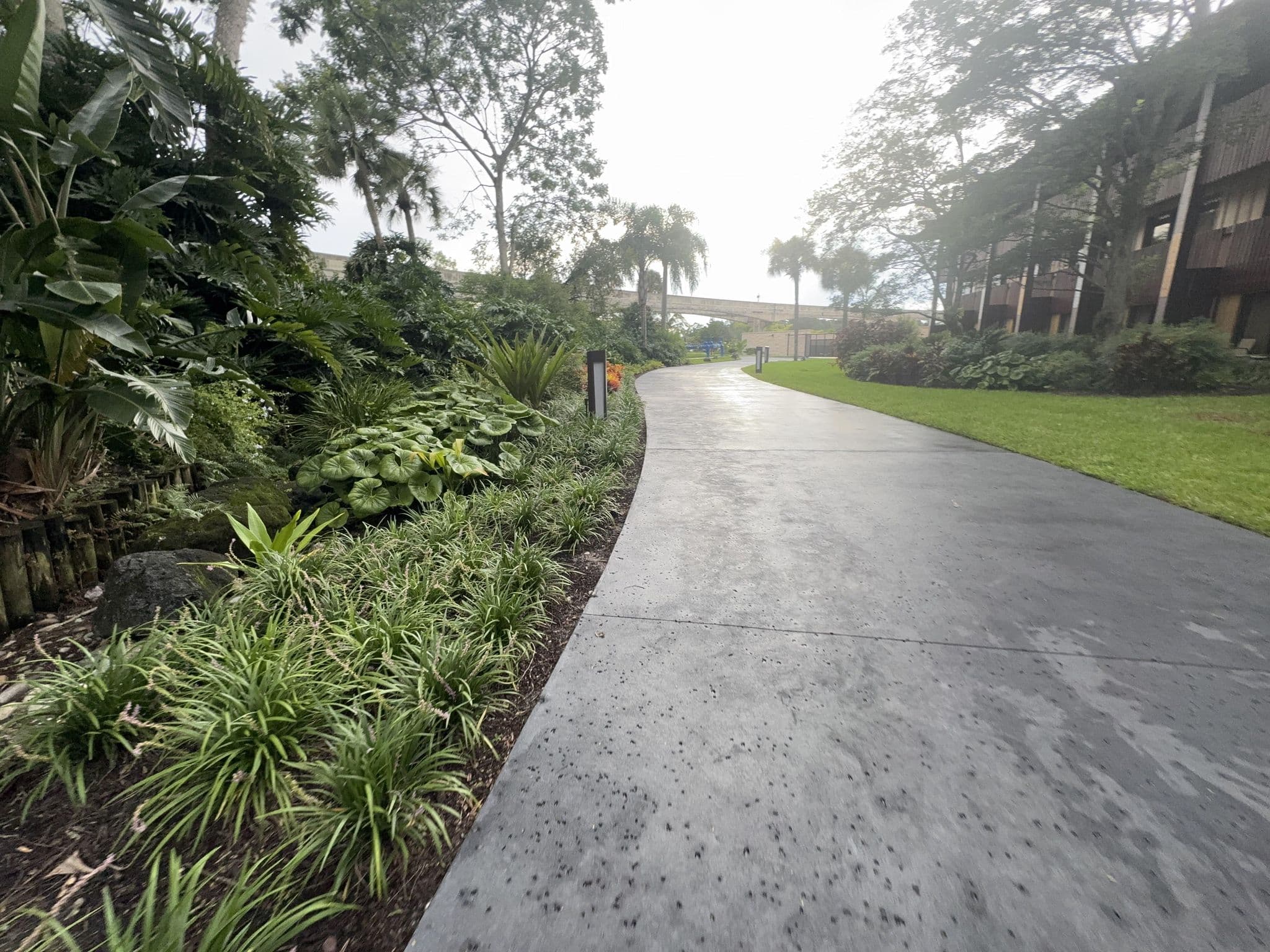 Street view near Aotearoa Longhouse, Horizon West — © Lanka6359 (CC BY-SA · Mapillary)