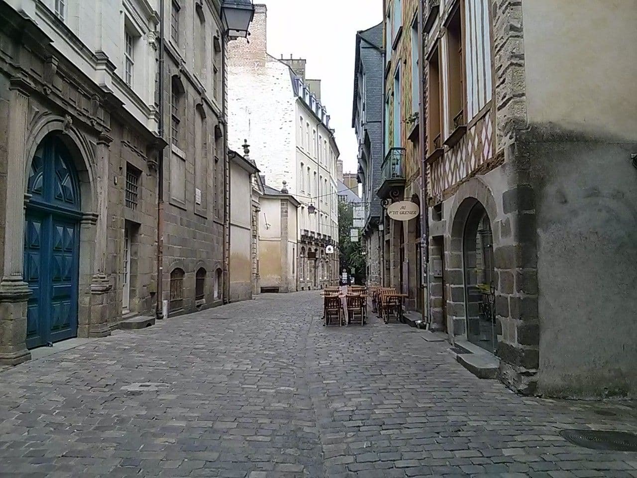 Street view near Marnie & Mister H, Rennes — © remonet (CC BY-SA · Mapillary)