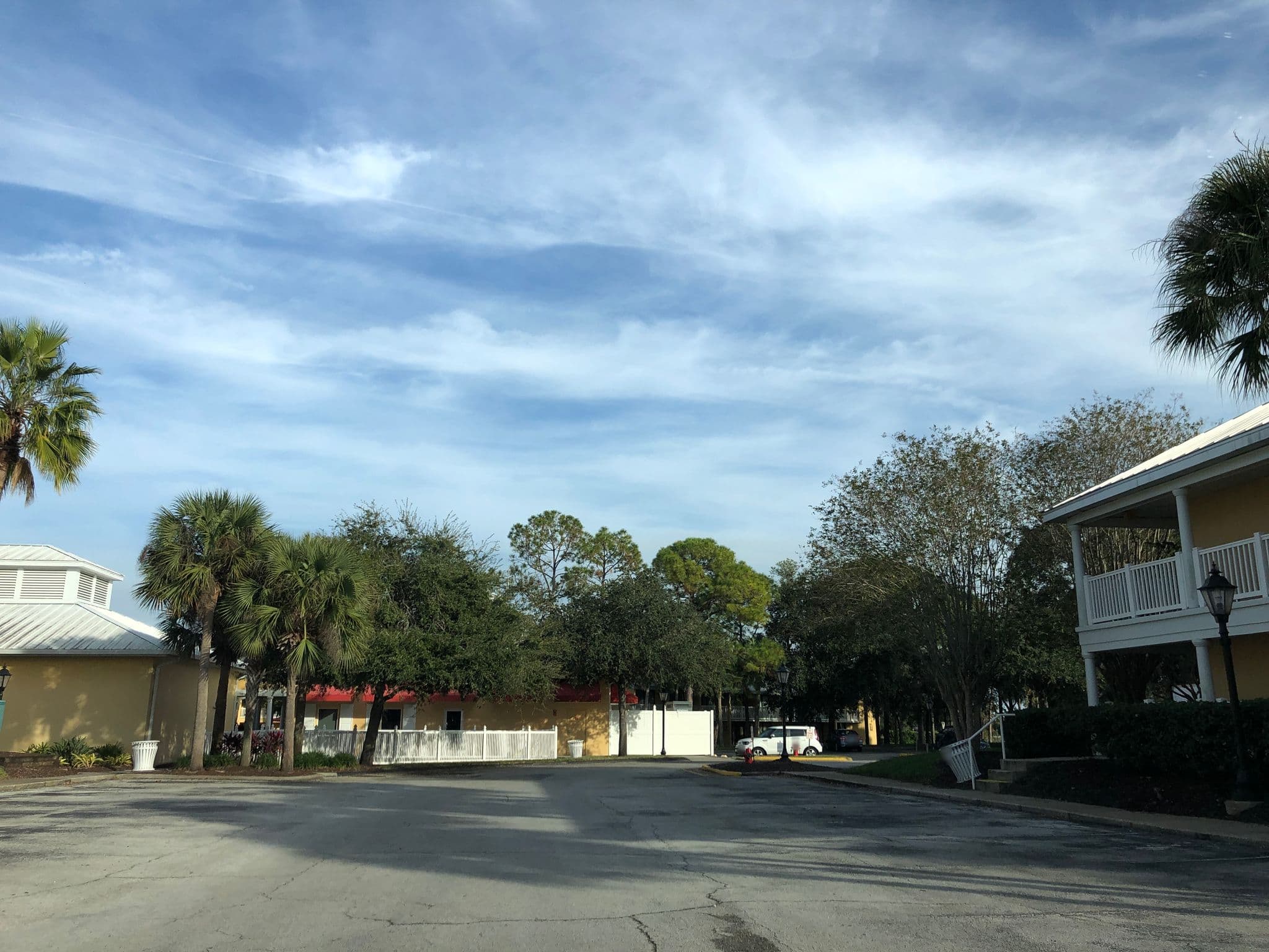 Street view near Suite 737, Doctor Phillips — © esmoley (CC BY-SA · Mapillary)