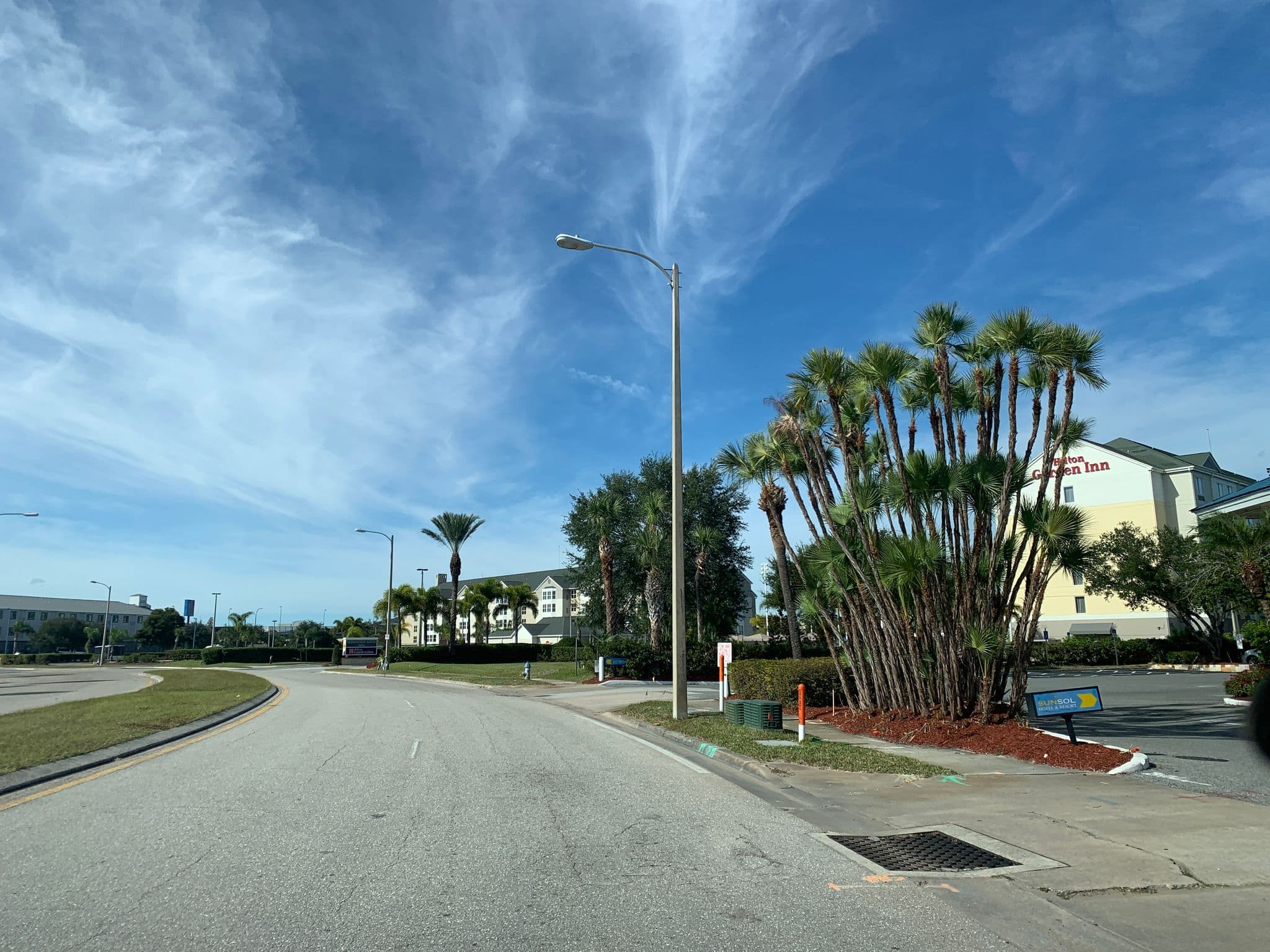 Street view near The Lord Hotel, Tangelo Park — © bronson9807 (CC BY-SA · Mapillary)