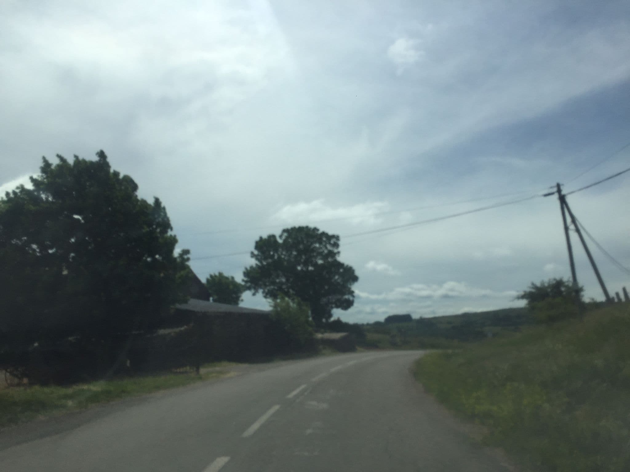 Street view near La Châtaigne, Veyras — © thepriben (CC BY-SA · Mapillary)