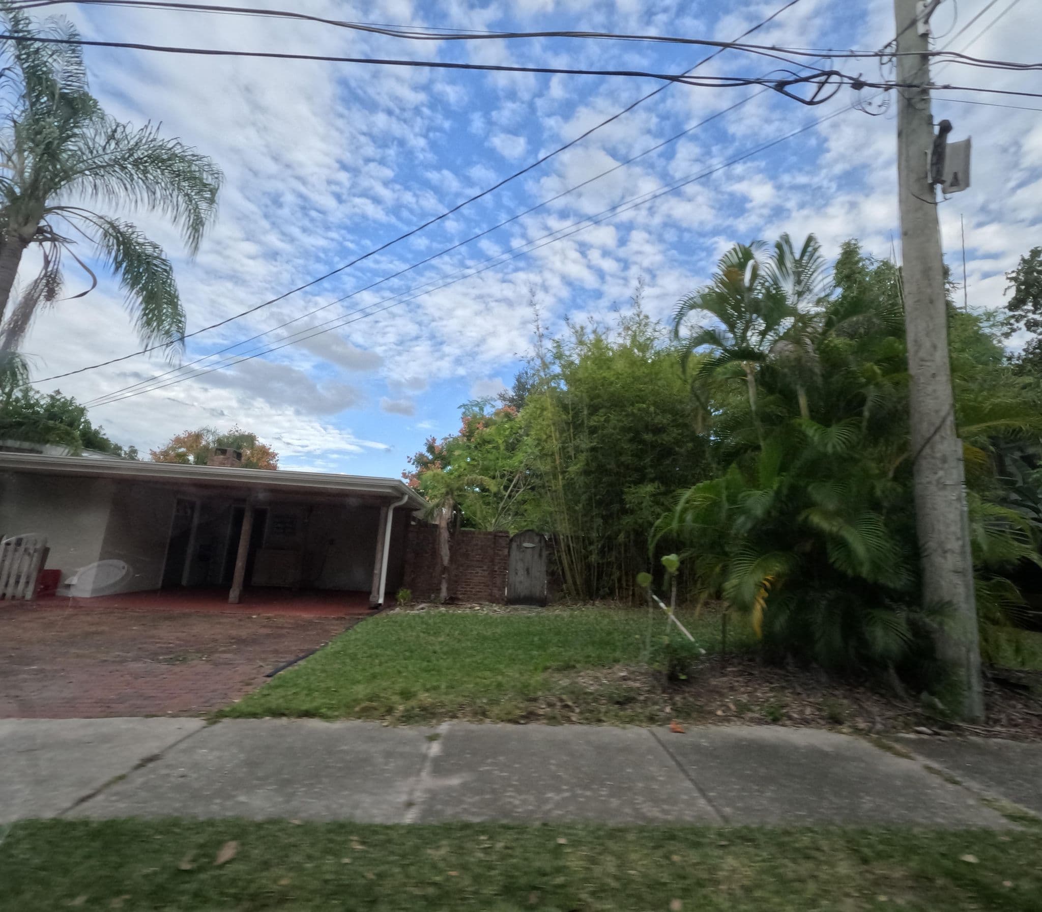 Street view near The Bachelor Pad, Fairview Shores — © allen (CC BY-SA · Mapillary)