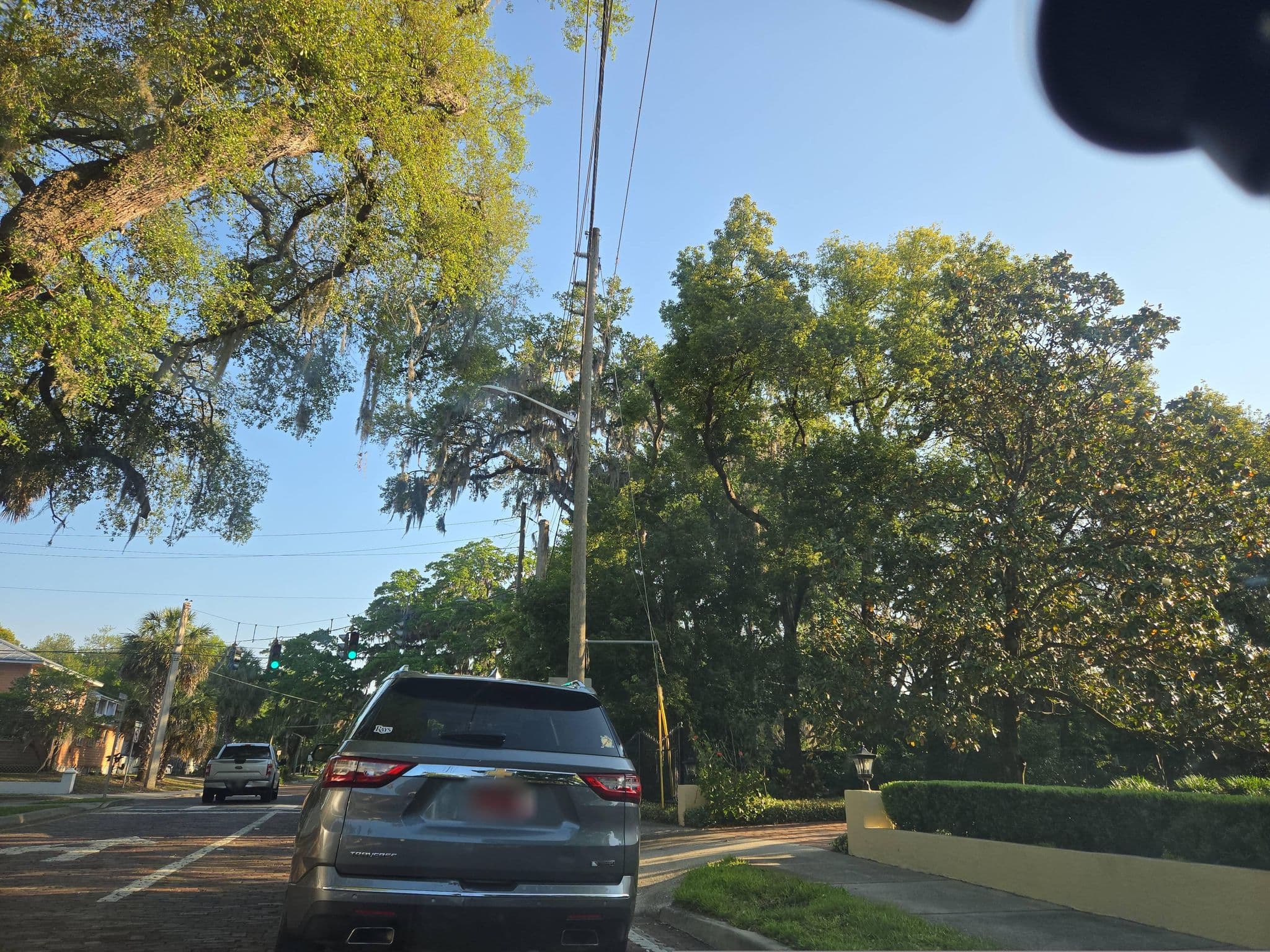 Street view near A City By The Light Divided, Orlando — © fearlesswall (CC BY-SA · Mapillary)