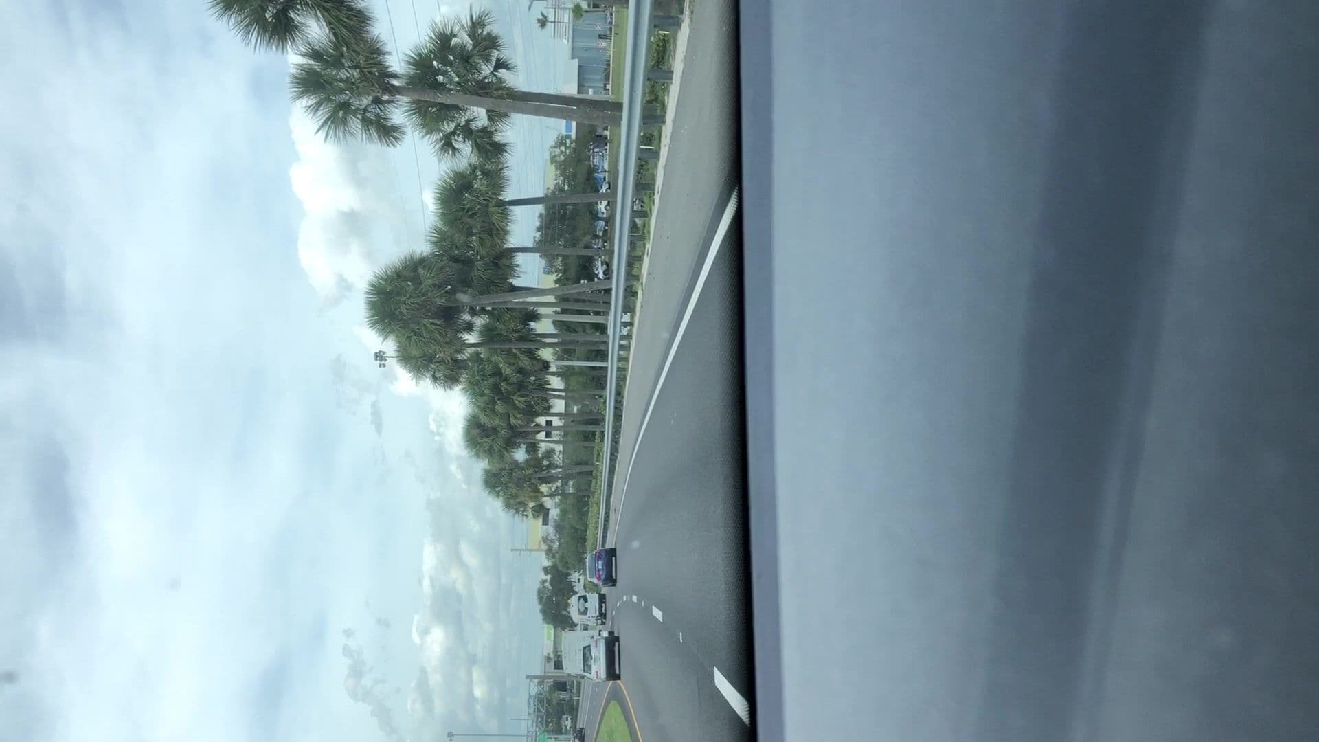Street view near Shangri-la, Cape Canaveral — © lvl5 (CC BY-SA · Mapillary)