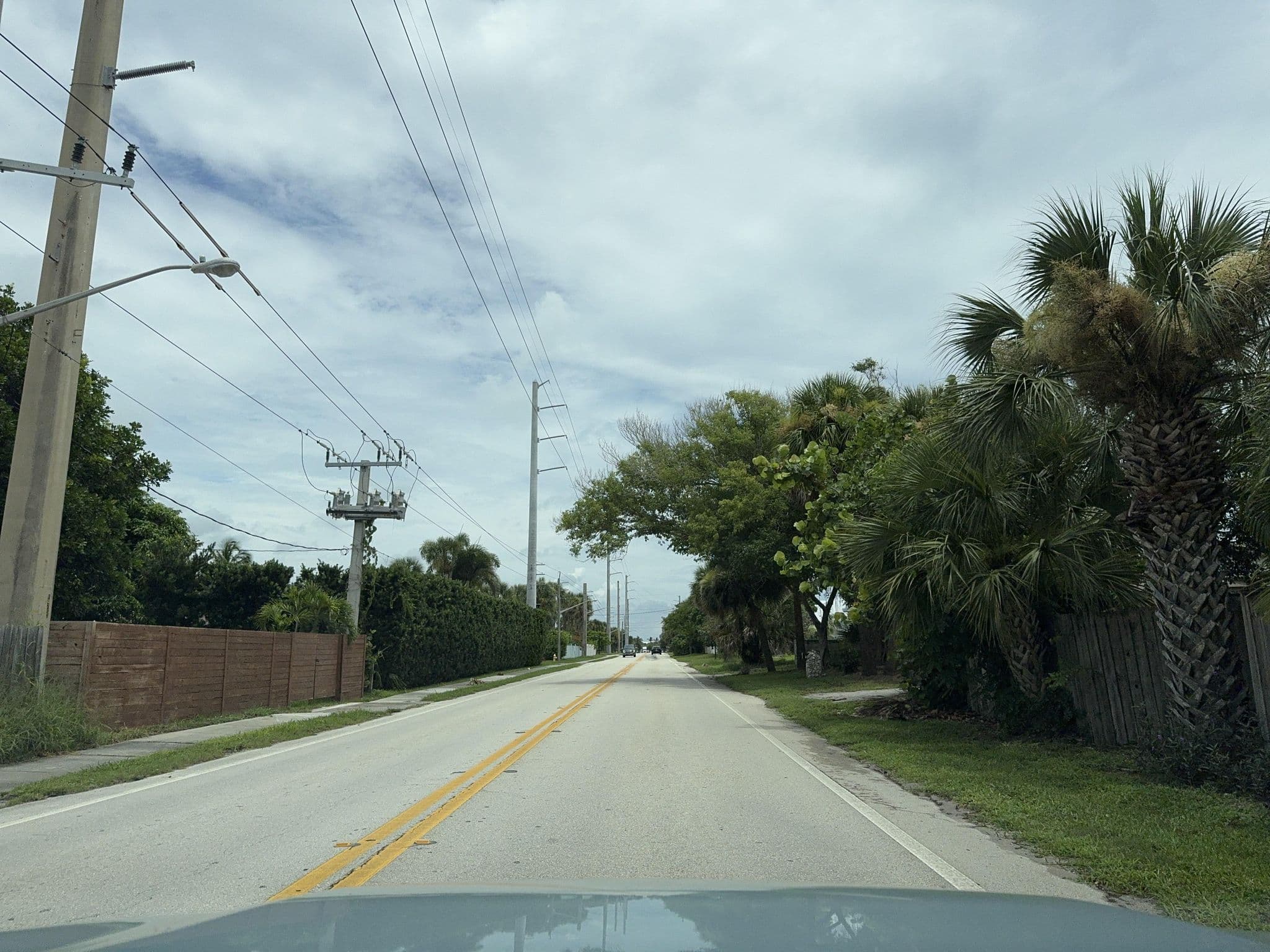 Street view near Beach Bungalow, Melbourne Beach — © mobileimagery (CC BY-SA · Mapillary)