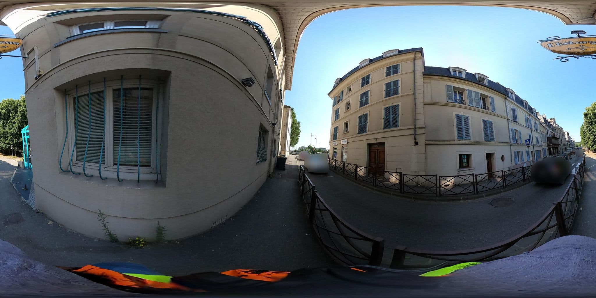 Street view near L'Esturgeon, Poissy — © nlehuby (CC BY-SA · Mapillary)