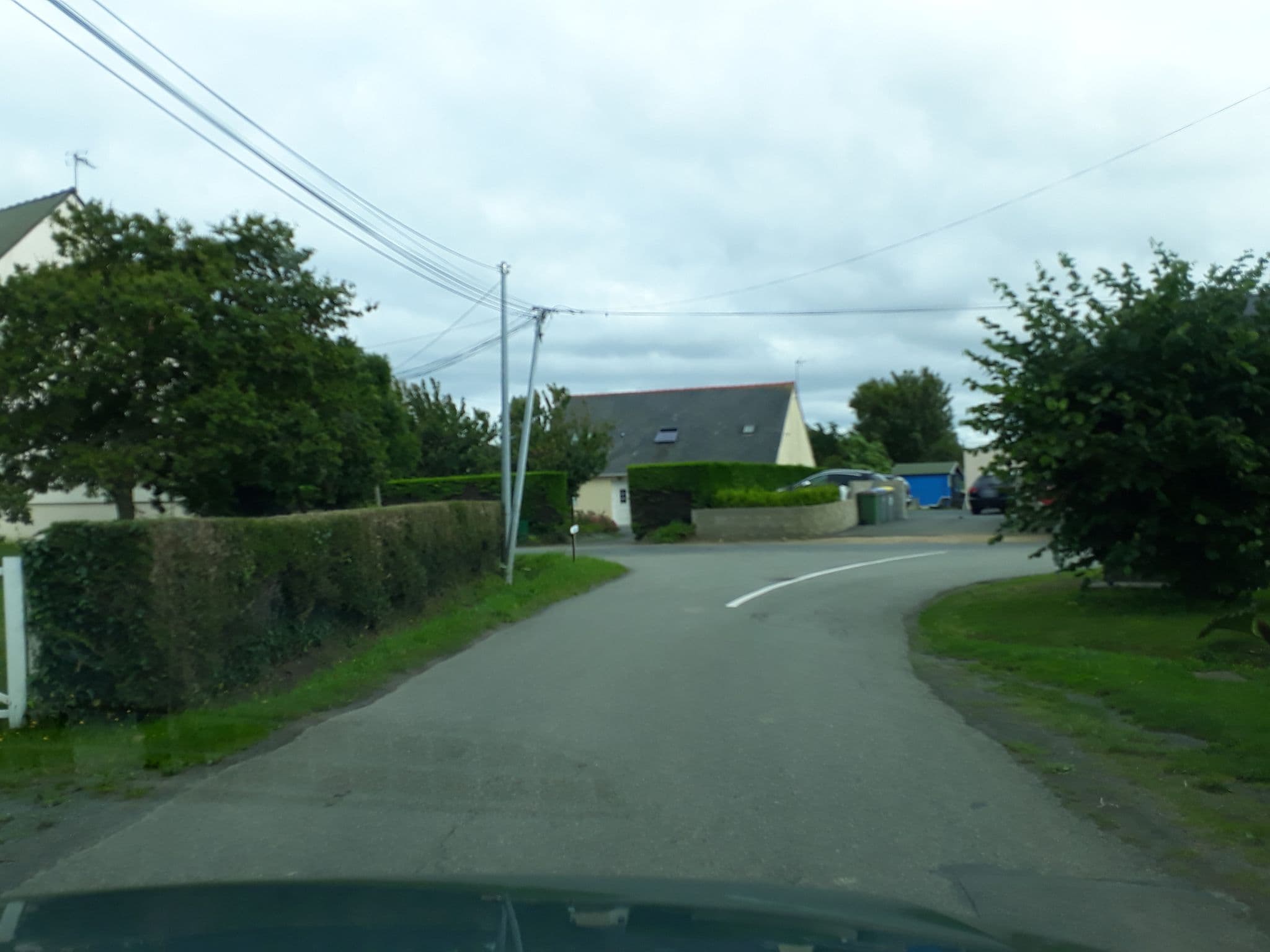 Street view near Ty Lannevez, Ploubazlanec — © df45 (CC BY-SA · Mapillary)