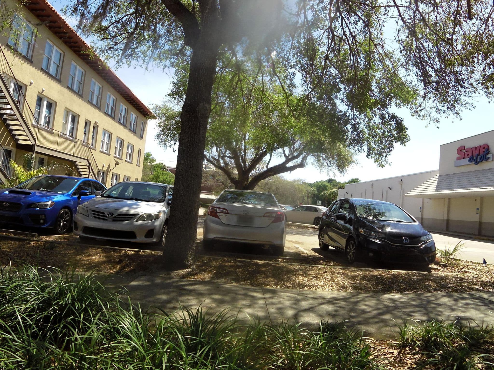 Street view near Deland Artisan Inn, DeLand — © allen (CC BY-SA · Mapillary)