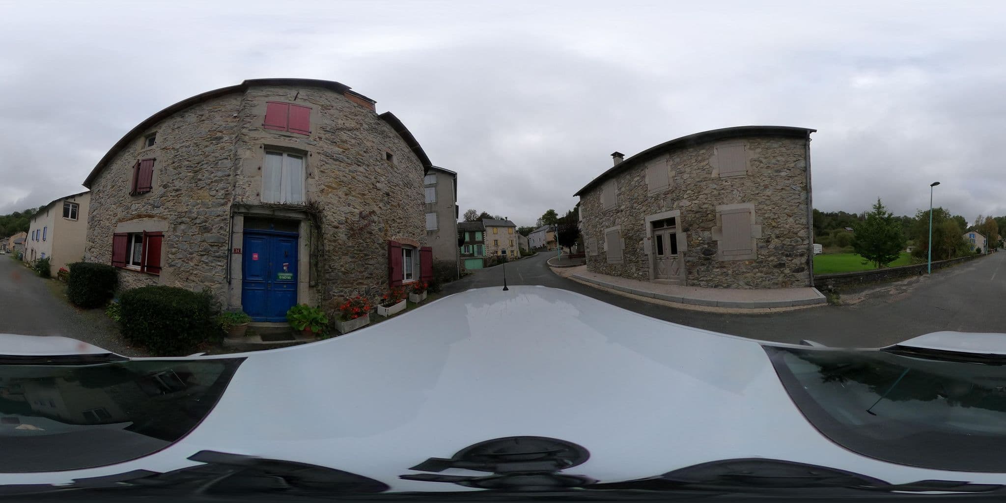 Street view near La Maison de Jeanne, Brassac — © jmalbert (CC BY-SA · Mapillary)