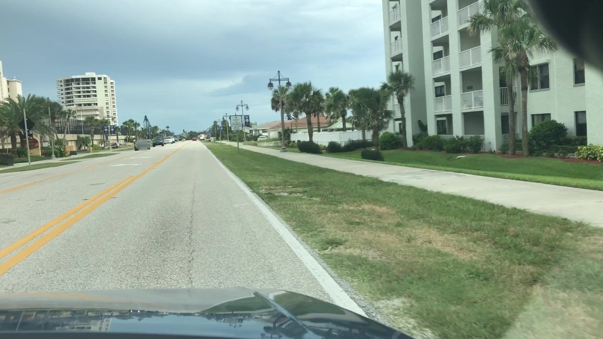 Street view near Ocean Terrace Club Condo, Port Orange — © lvl5 (CC BY-SA · Mapillary)