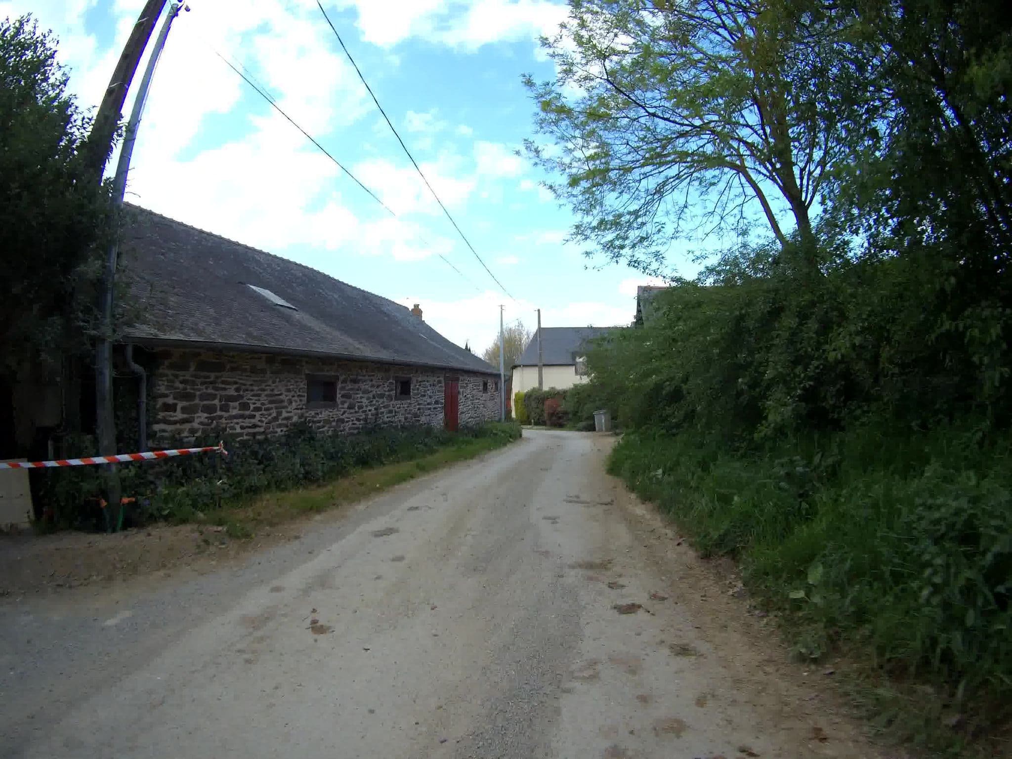 Street view near Camping à la ferme, Chantepie — © flyinva (CC BY-SA · Mapillary)