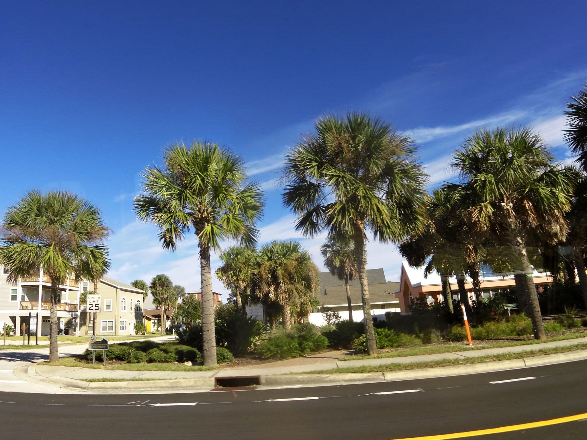 Street view near Resort Rentals of St. Augustine, Saint Augustine Beach — © allen (CC BY-SA · Mapillary)