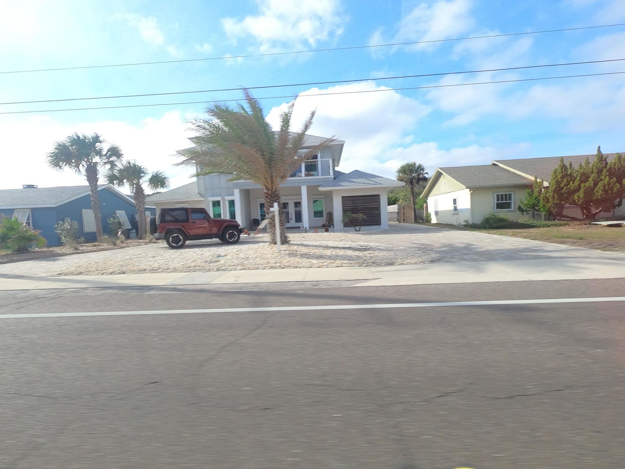 Street view near Da Beach House!, Fernandina Beach — © allen (CC BY-SA · Mapillary)