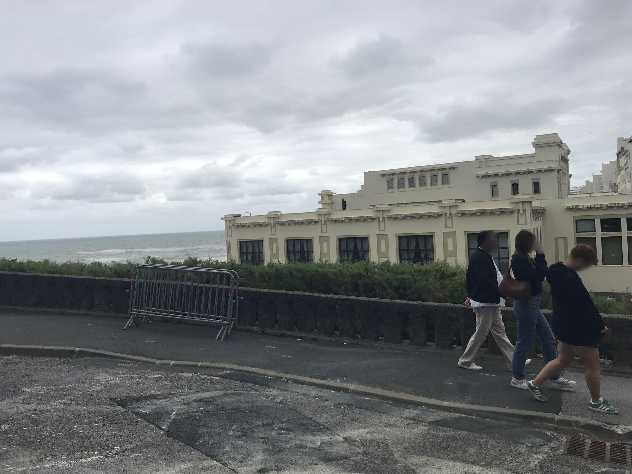 Street view near Le petit hôtel, Biarritz — © miguel_andrade (CC BY-SA · Mapillary)