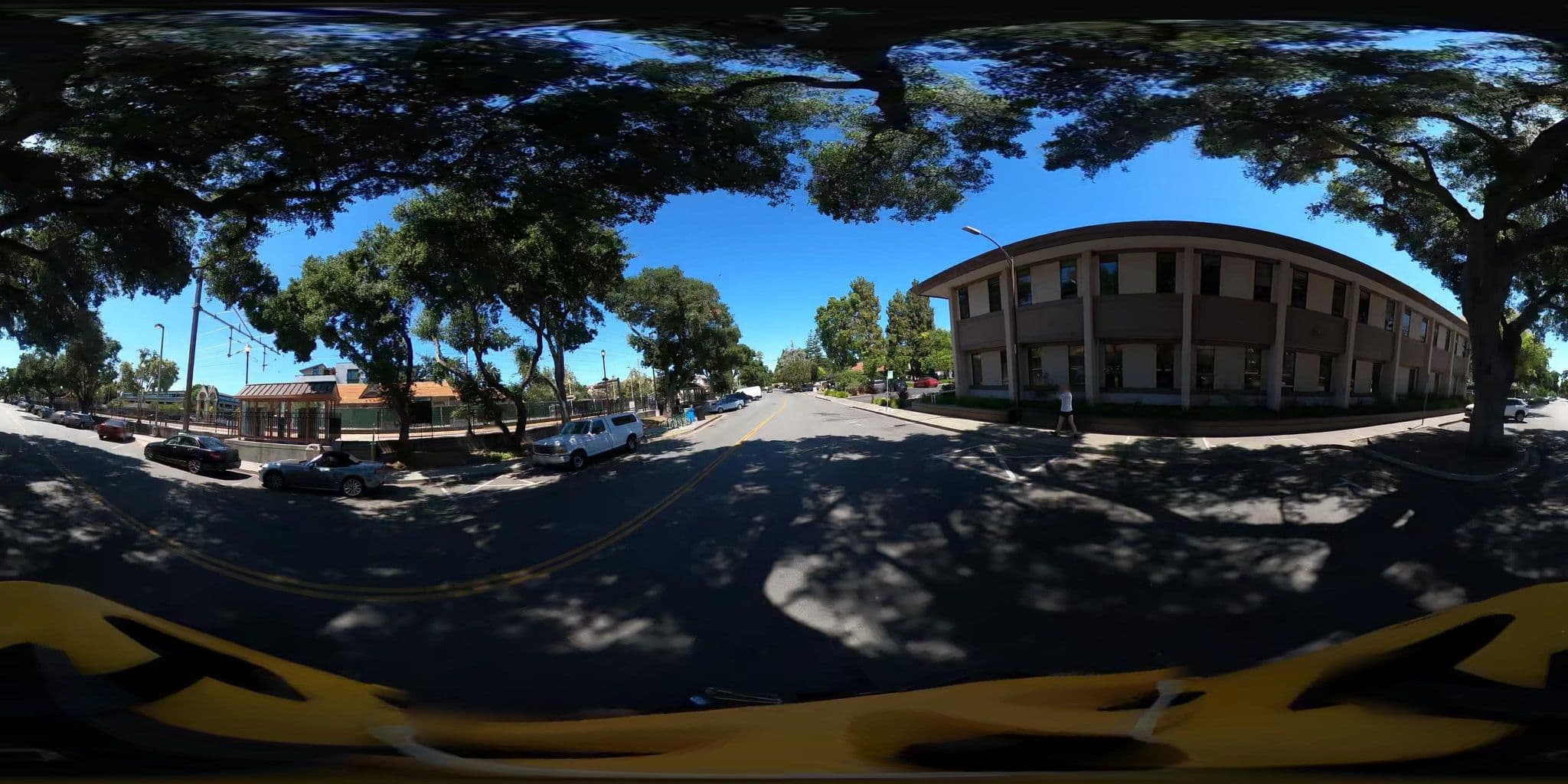 Street view near Bodega Bay Lodge, Menlo Park — © pixelpete (CC BY-SA · Mapillary)