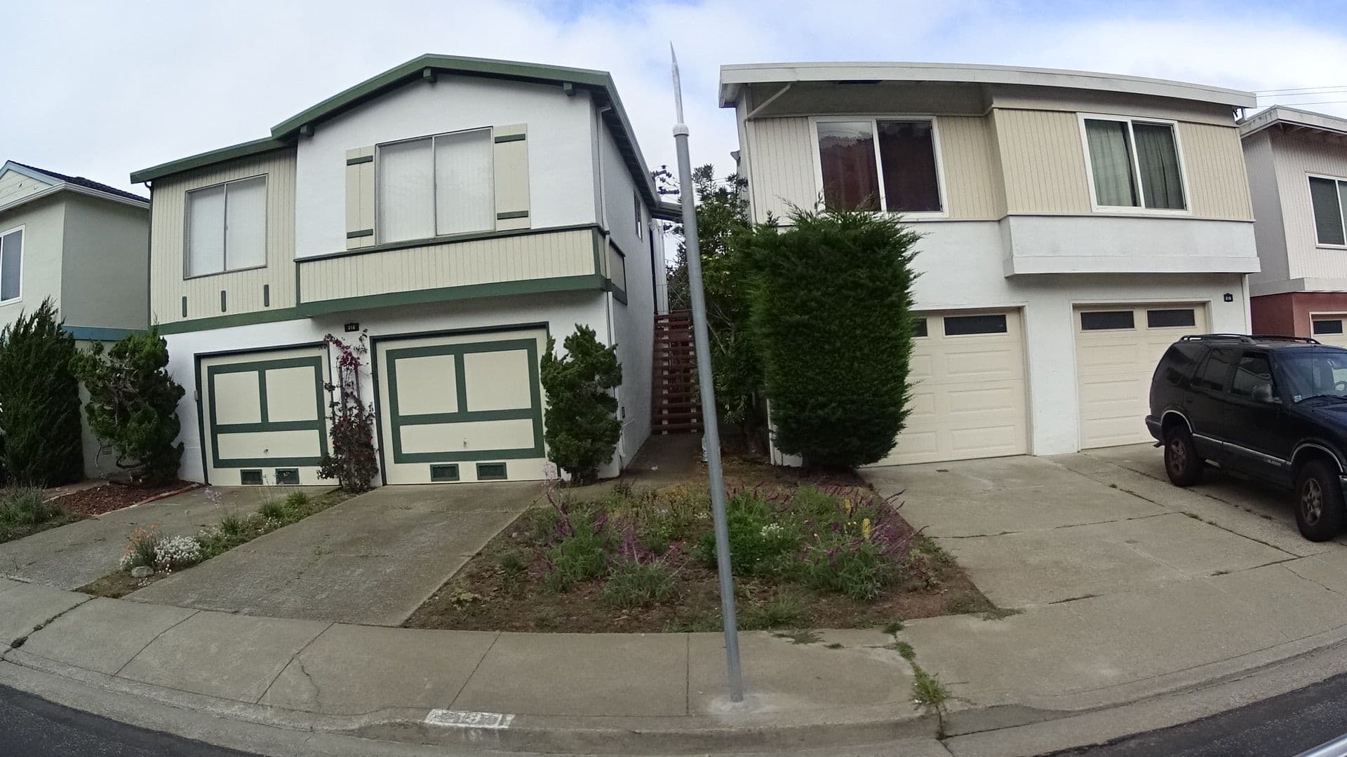 Street view near AtoZ Vacation Rental, Daly City — © bhousel (CC BY-SA · Mapillary)