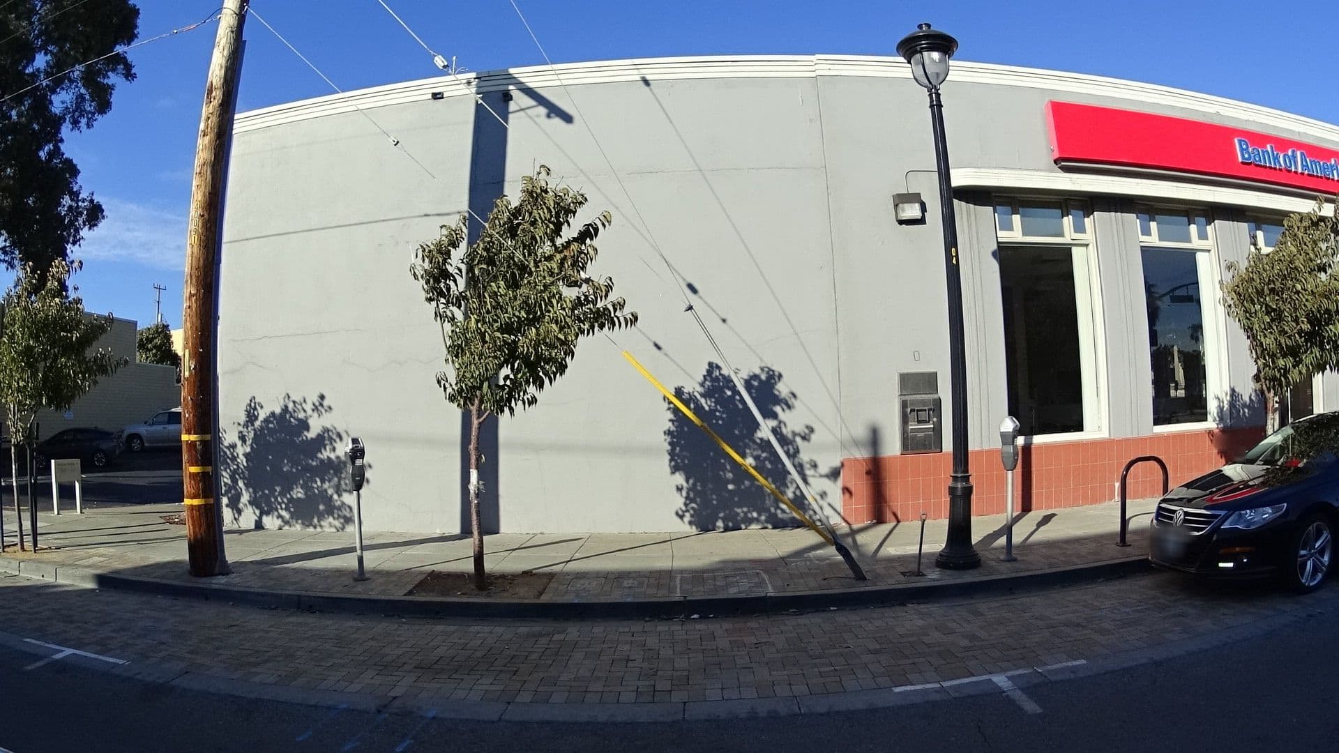 Street view near Ceasr Palace, Visitacion Valley — © bhousel (CC BY-SA · Mapillary)