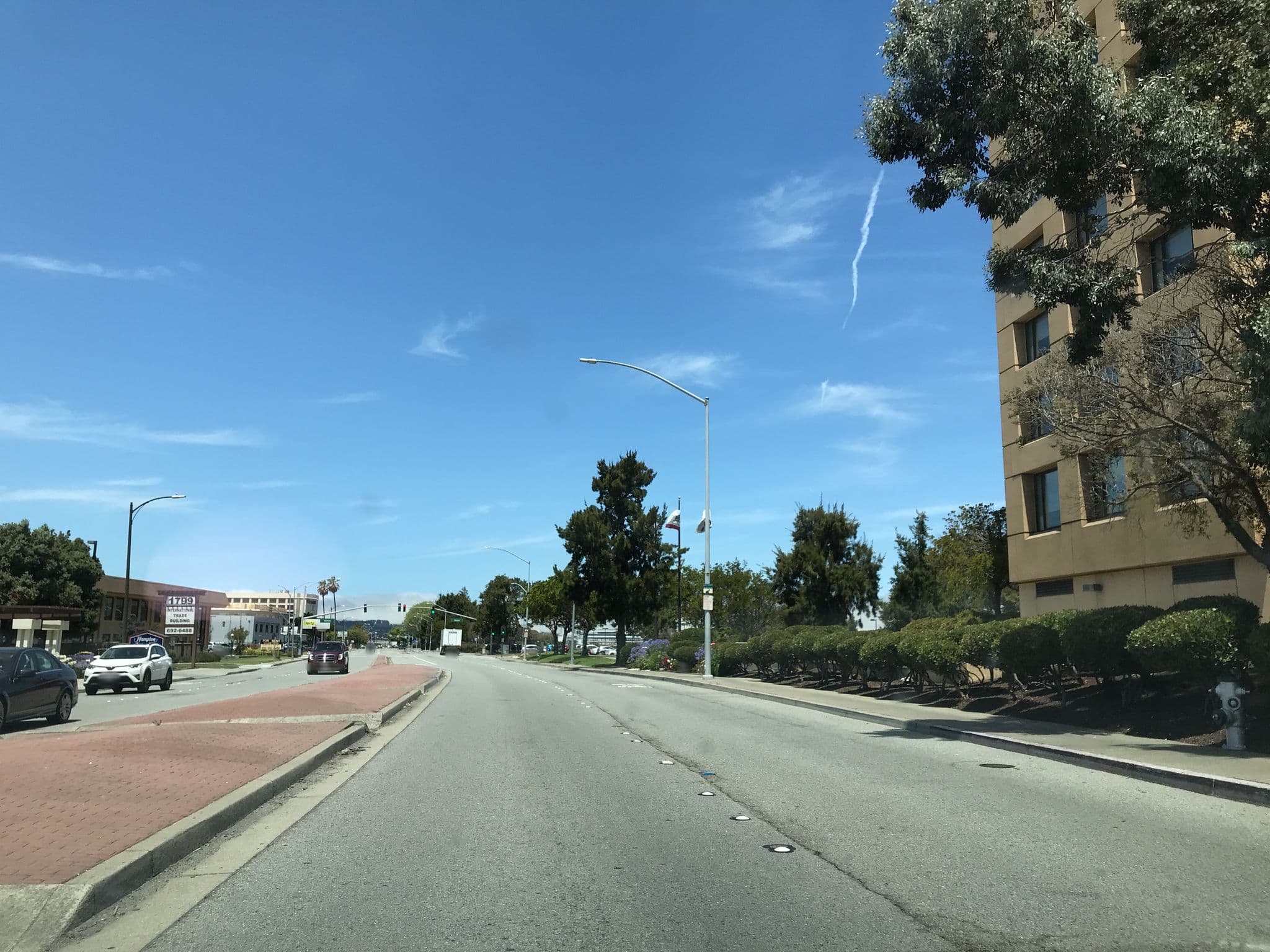 Street view near San Francisco Airport Marriott Waterfront Pool, Millbrae — © astheduke (CC BY-SA · Mapillary)