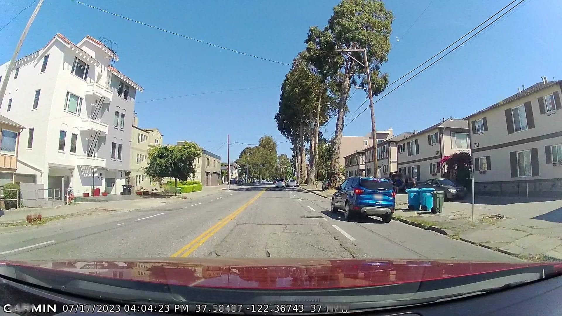 Street view near McKee Manor, Burlingame — © eneerhut (CC BY-SA · Mapillary)
