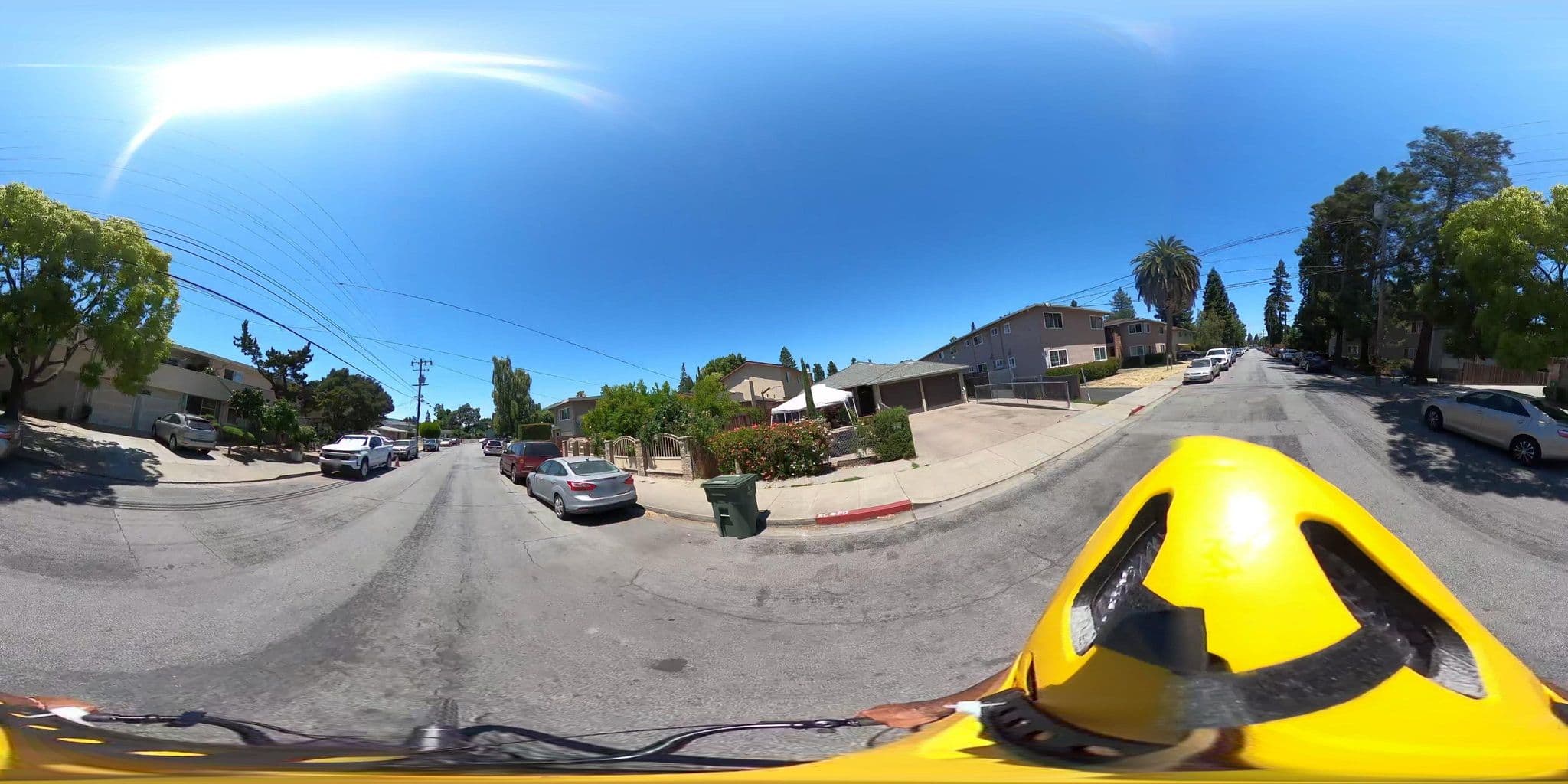 Street view near Insomnia Island, Redwood City — © pixelpete (CC BY-SA · Mapillary)