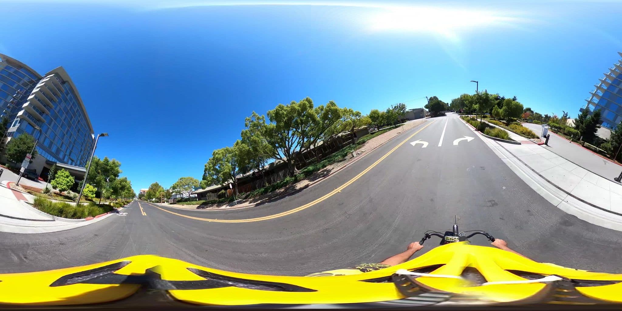 Street view near Presidential Suite, North Fair Oaks — © pixelpete (CC BY-SA · Mapillary)