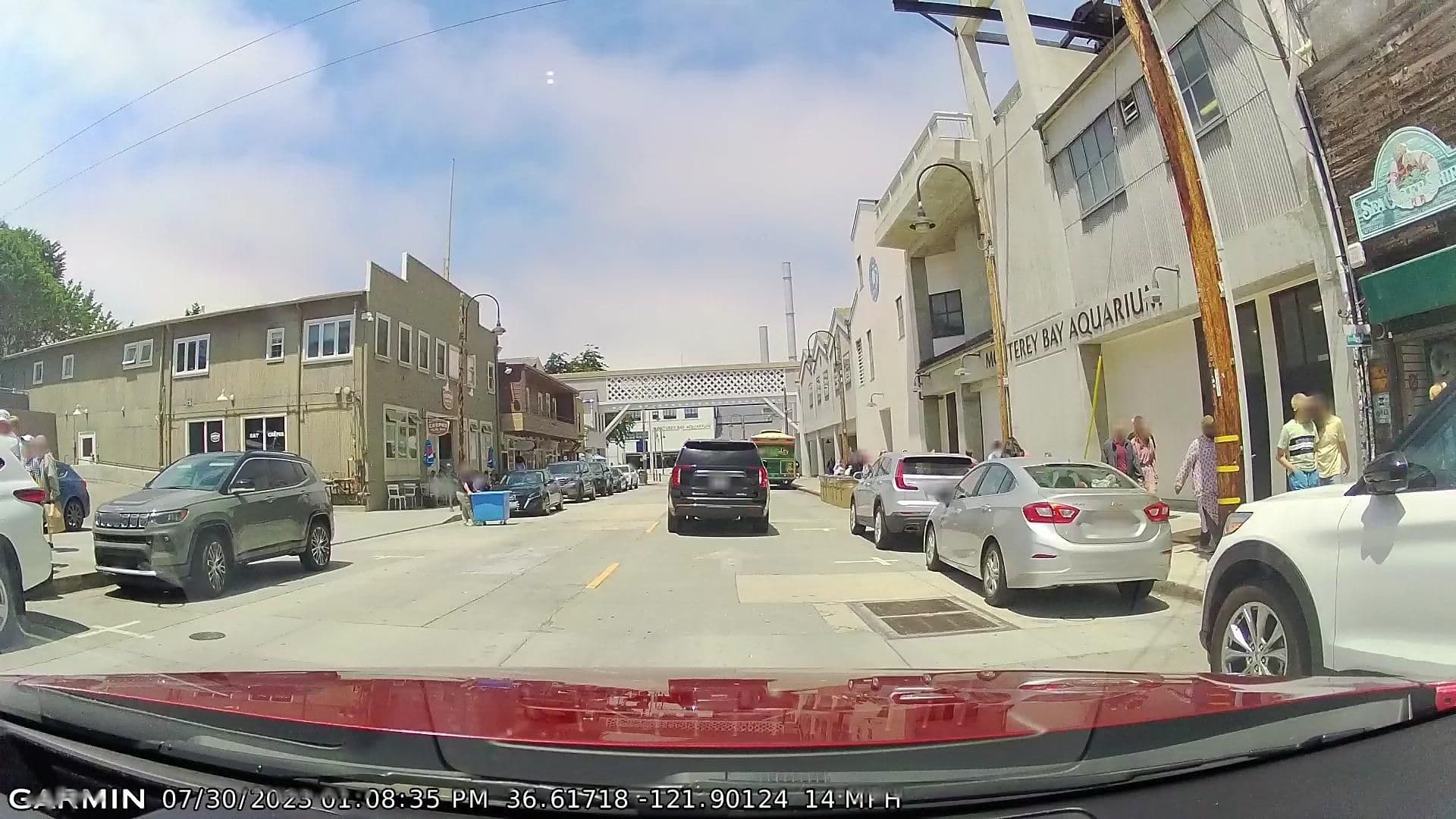 Street view near Monterey Bay Lodge, Pacific Grove — © eneerhut (CC BY-SA · Mapillary)
