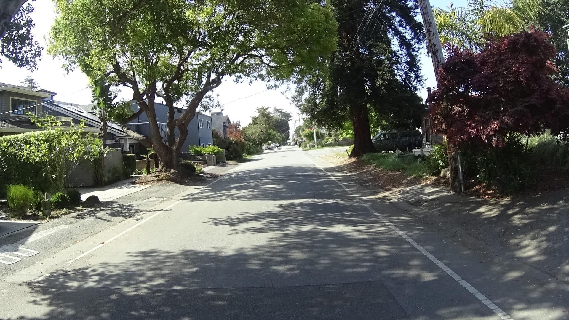 Street view near Santa Cruz By Twin Lakes Beach, Live Oak — © marker_geo (CC BY-SA · Mapillary)