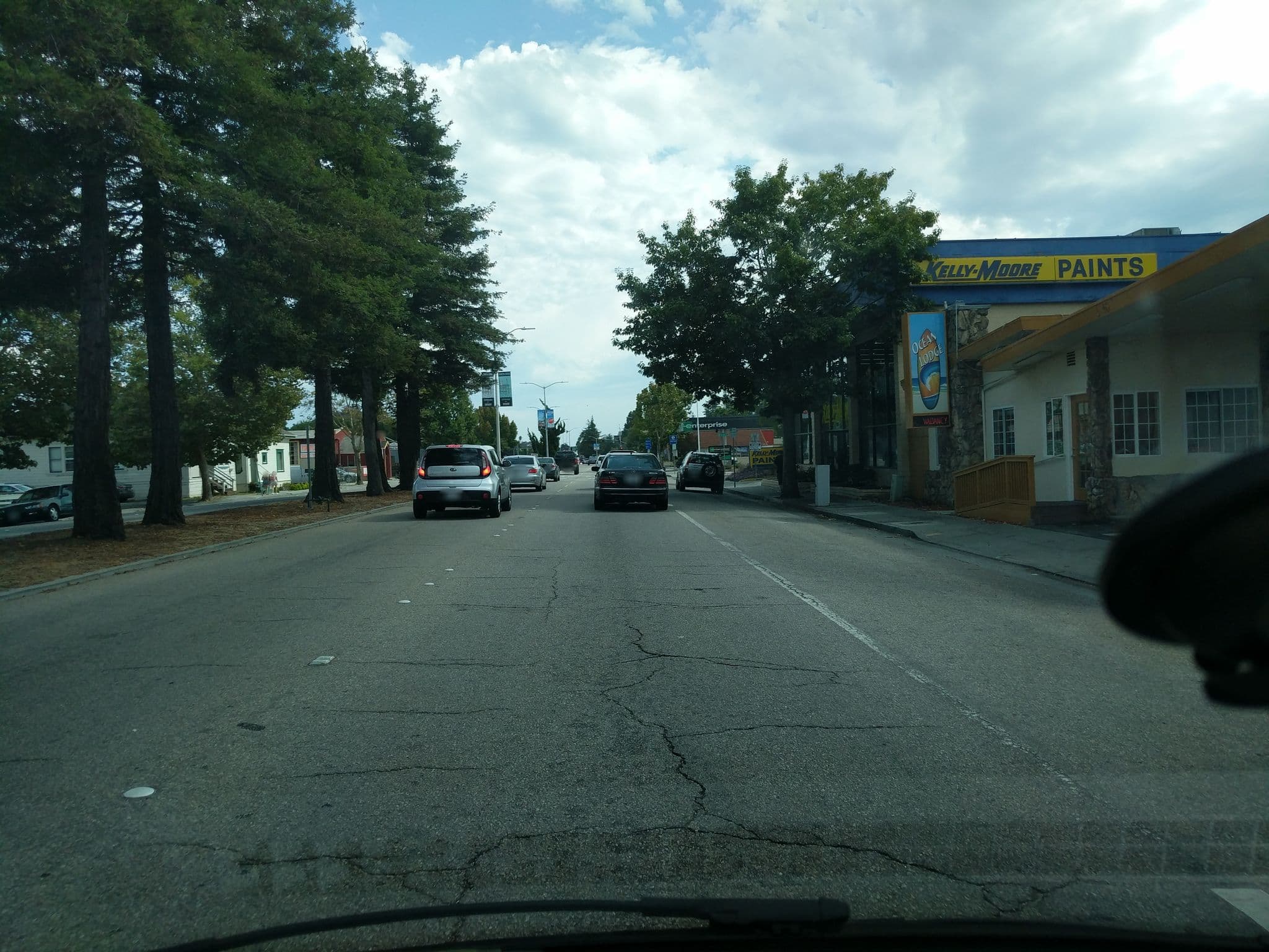 Street view near Rodeway Inn, Santa Cruz — © daryldarko (CC BY-SA · Mapillary)