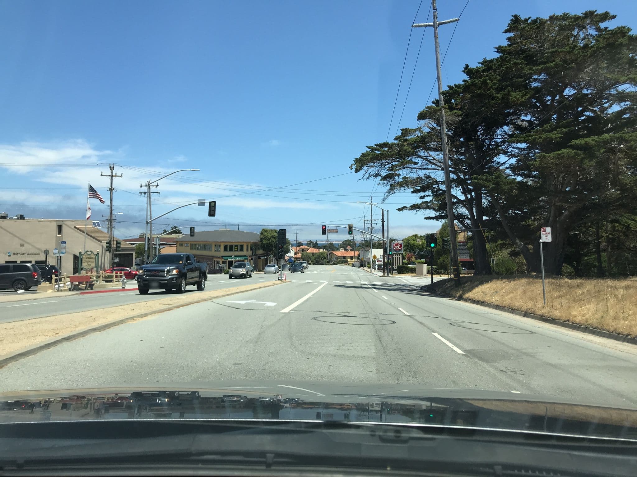 Street view near El Dorado Inn, Monterey — © technodino (CC BY-SA · Mapillary)
