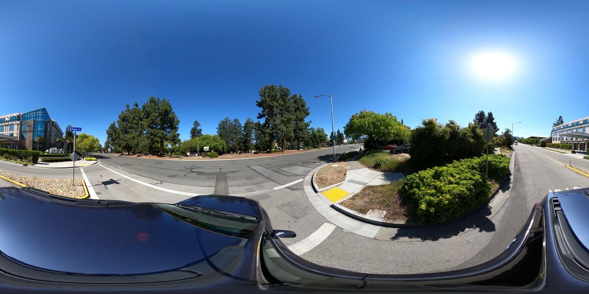 Street view near Infinite Loop Hotel, Cupertino — © Black_Diamond (CC BY-SA · Mapillary)