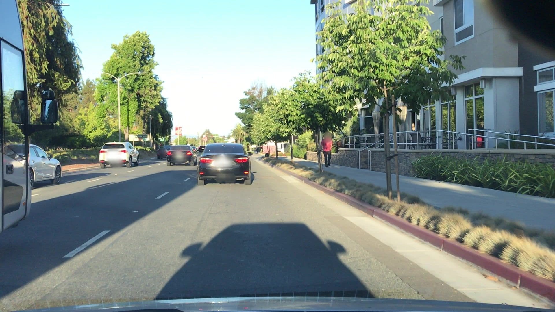 Street view near Courtyard Sunnyvale Mountain View, Sunnyvale — © lvl5 (CC BY-SA · Mapillary)