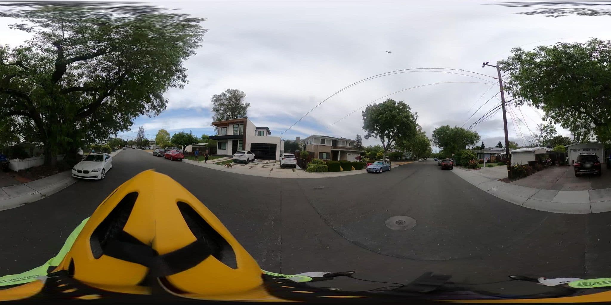 Street view near Looky House, Mountain View — © pixelpete (CC BY-SA · Mapillary)