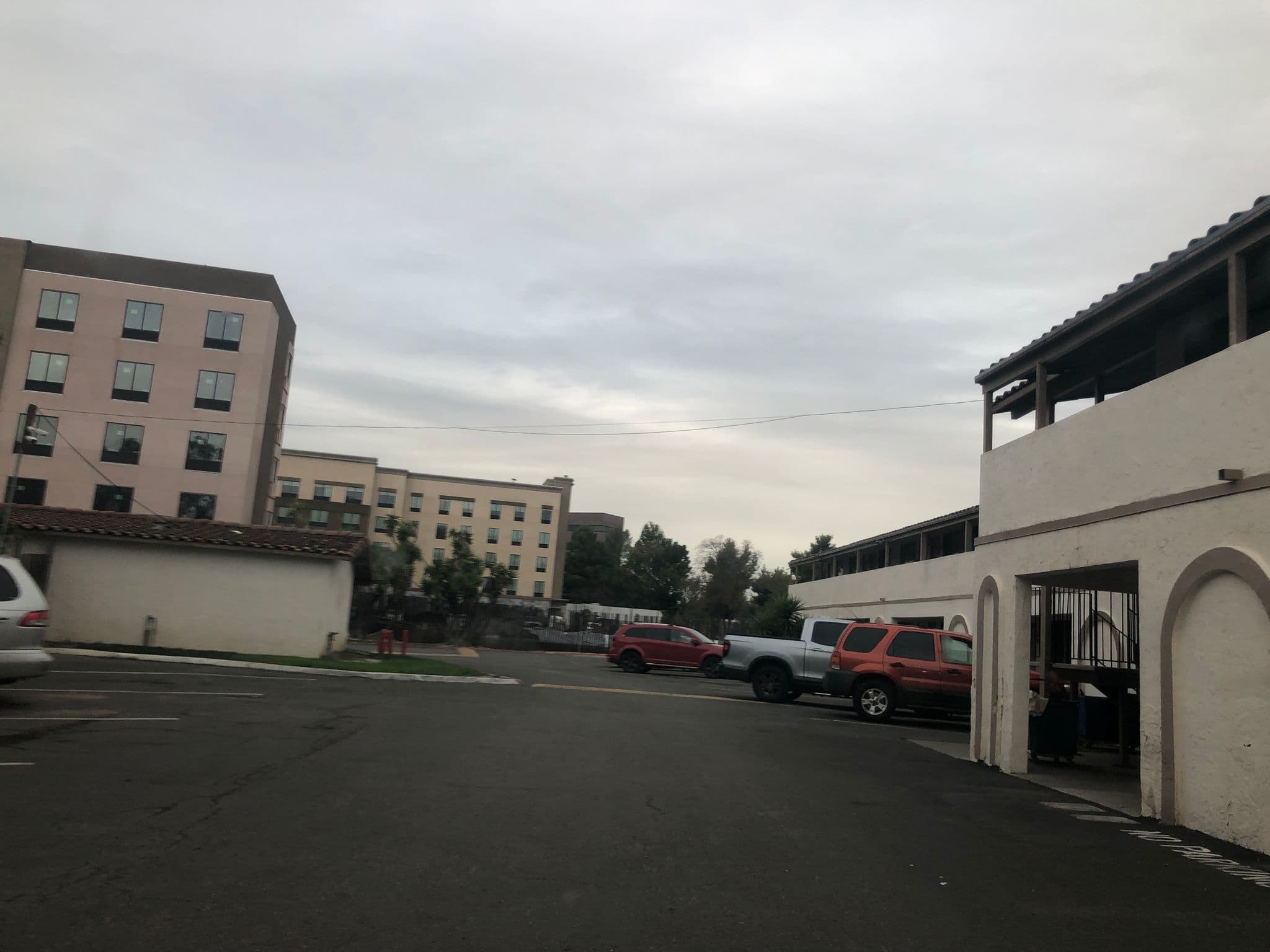 Street view near E-Z 8 Motel, Santa Clara — © ahmedalzain7 (CC BY-SA · Mapillary)