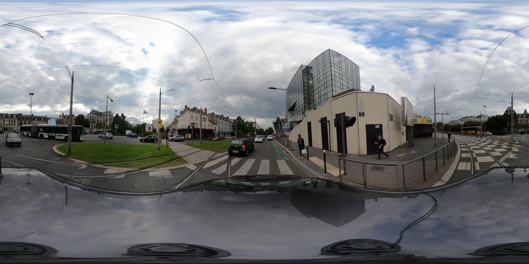 Street view near Hôtel le Tramway, Orléans — © u4y0u (CC BY-SA · Mapillary)