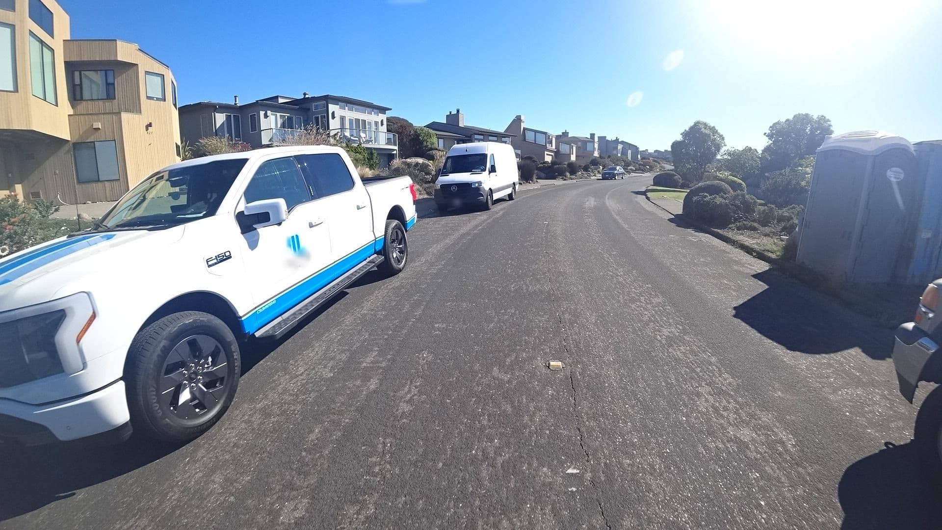 Street view near Bodega Bay Hide-Away, Bodega Bay — © marker_geo (CC BY-SA · Mapillary)