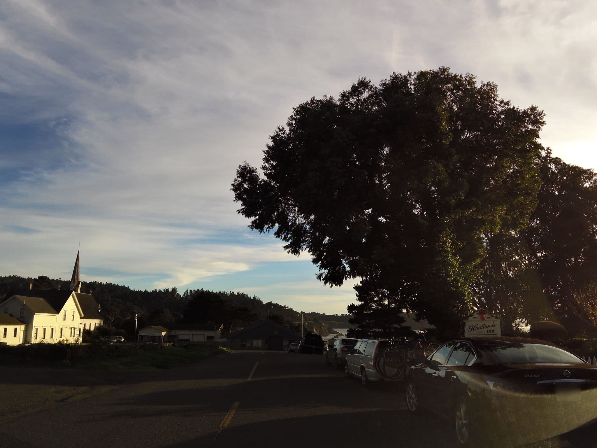 Street view near Abigail's Bed & Breakfast, Brooktrails — © andrewsnow (CC BY-SA · Mapillary)
