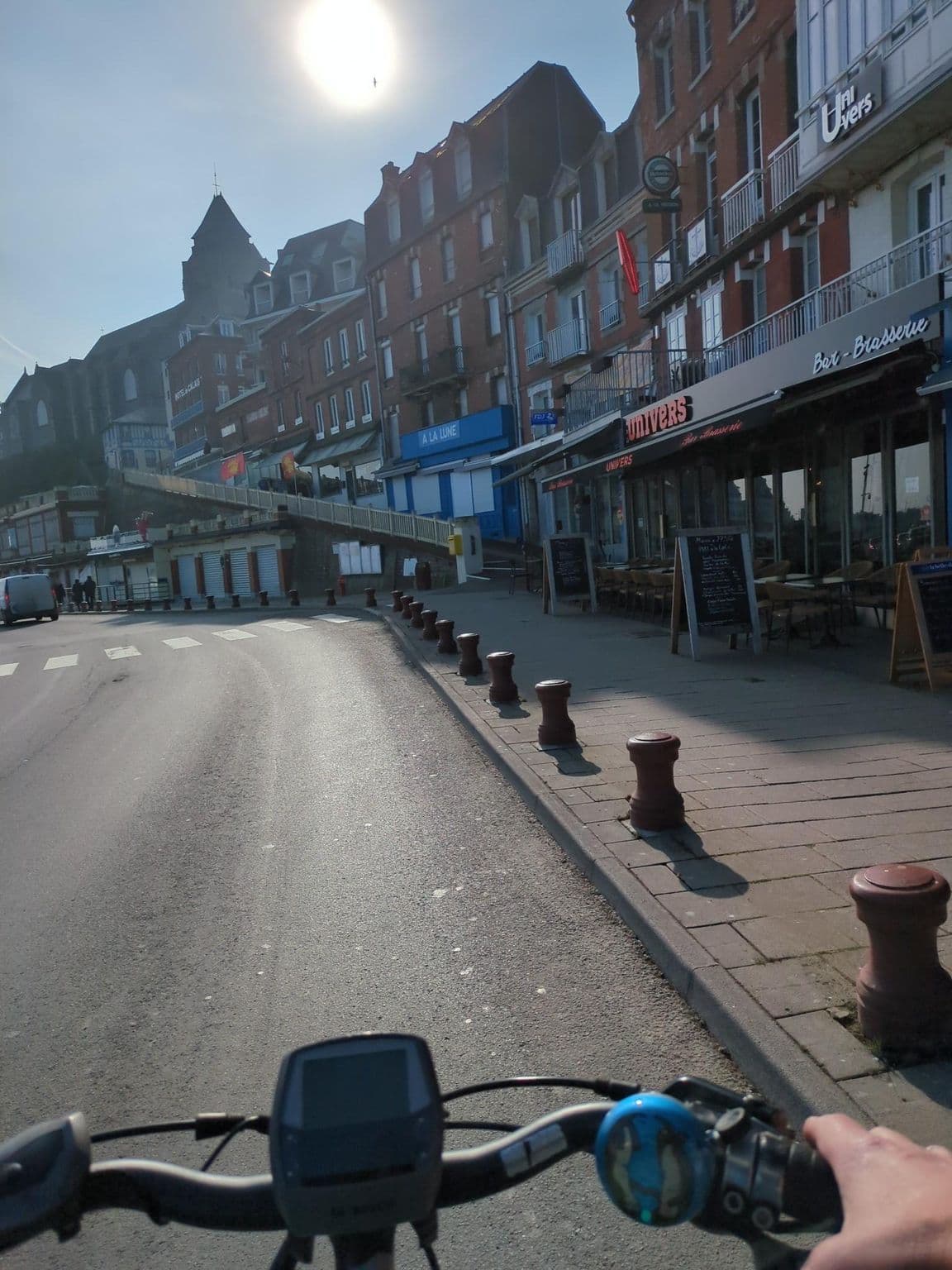 Street view near Résidence Cap Cod, Le Tréport — © didier2020 (CC BY-SA · Mapillary)