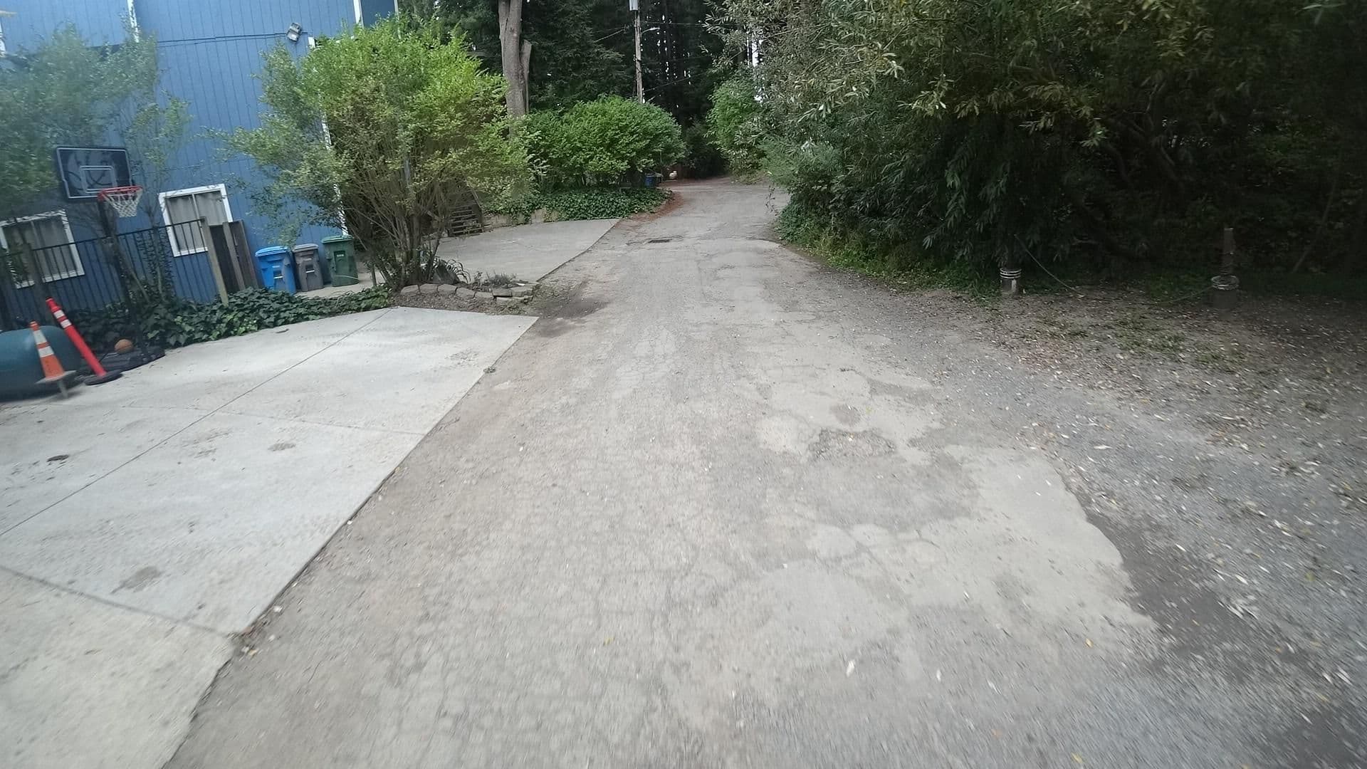 Street view near Escondite, Guerneville — © marker_geo (CC BY-SA · Mapillary)