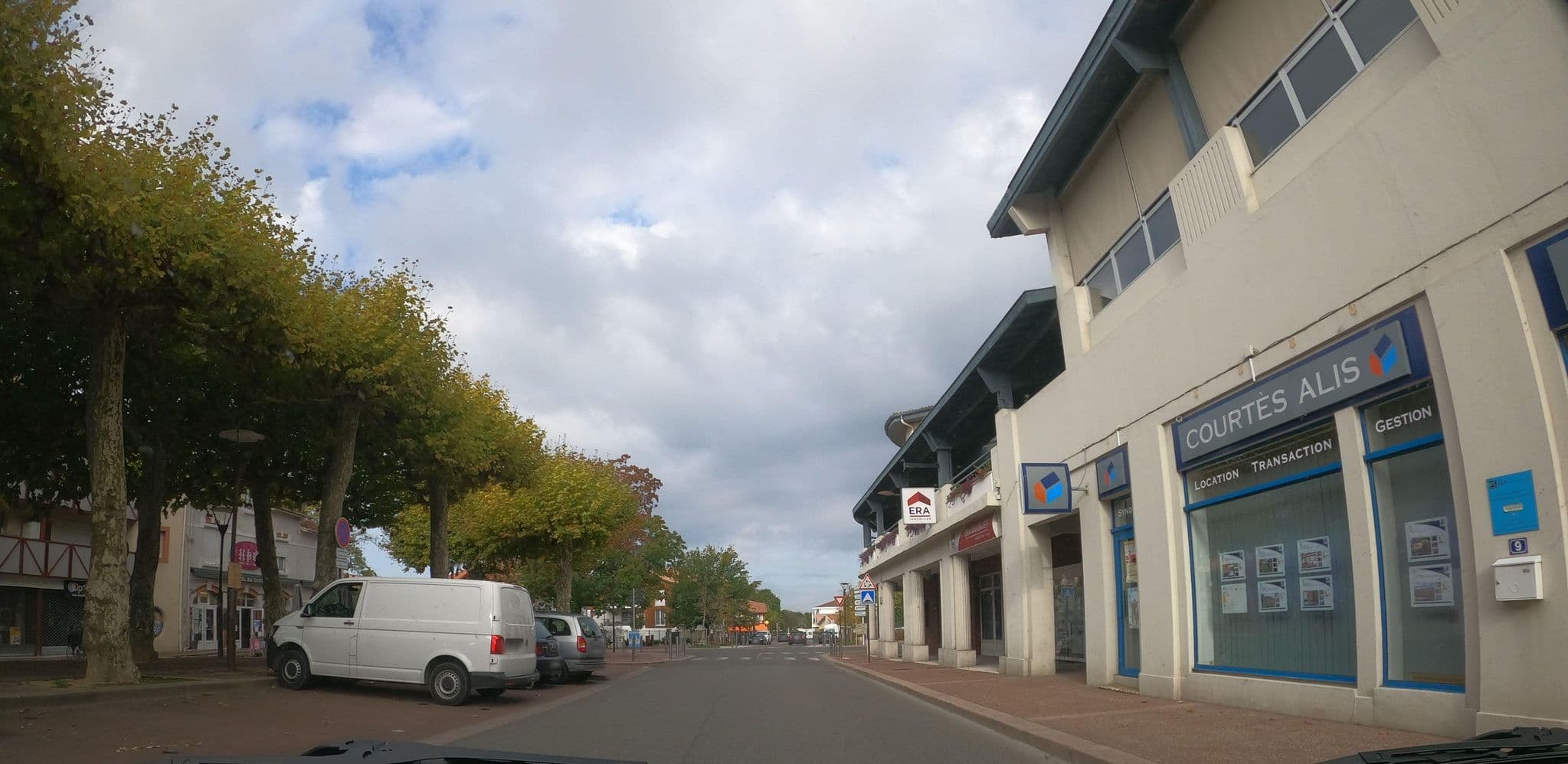 Street view near HBC Hôtel, Soustons — © patchanka (CC BY-SA · Mapillary)