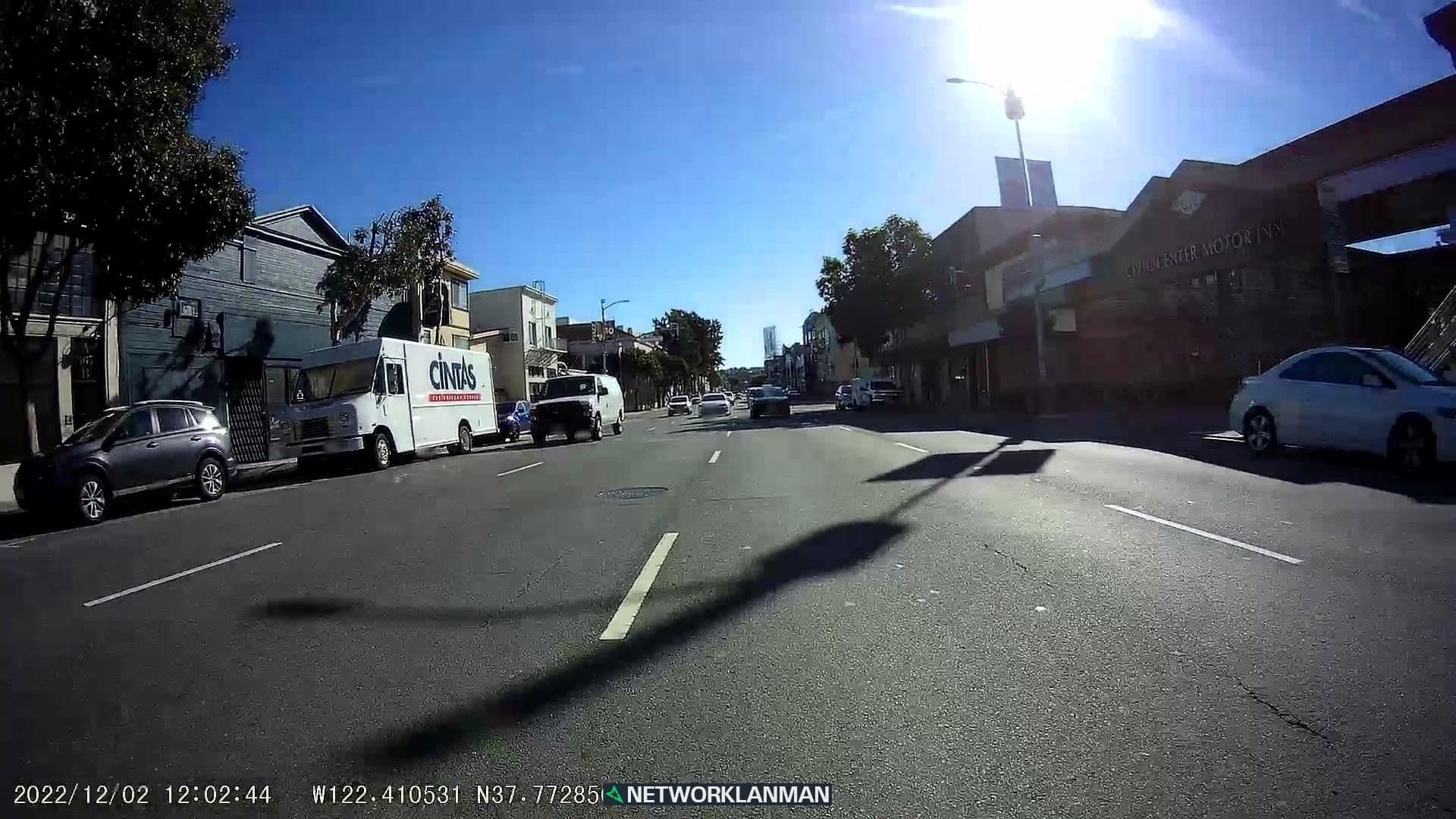 Street view near Vagabond Inn San Francisco Civic Center, San Francisco — © networklanman (CC BY-SA · Mapillary)