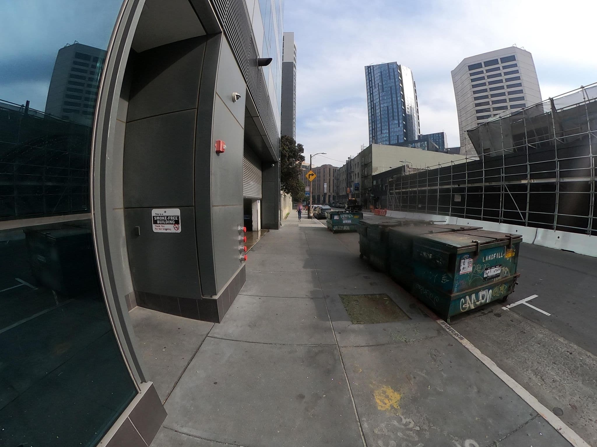Street view near Little Slice Of heaven, San Francisco — © meleberth (CC BY-SA · Mapillary)